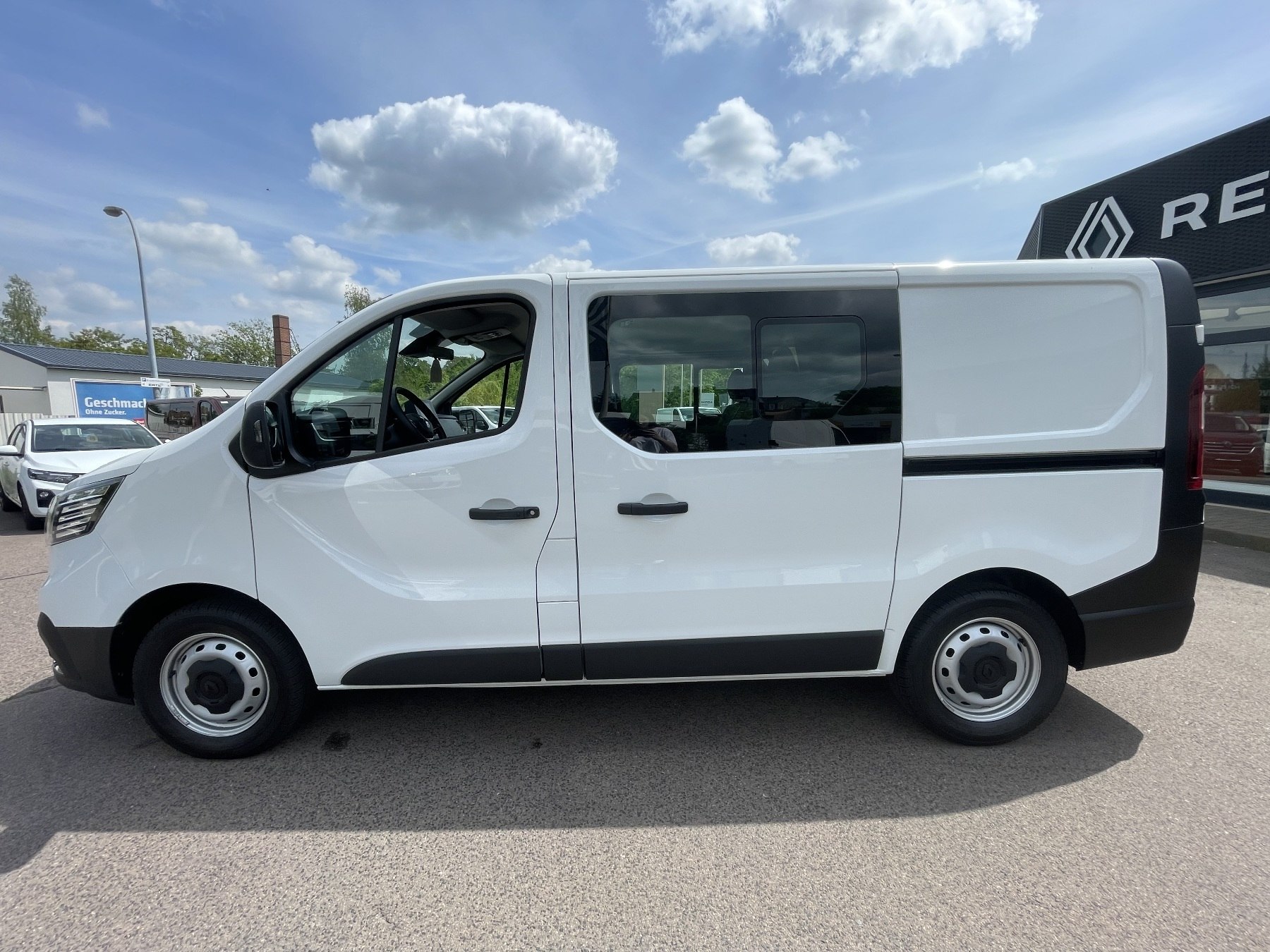 Bild 24 - Trafic 2.0 BLUE dCi 150 L1H1DK 3,0t Komfort