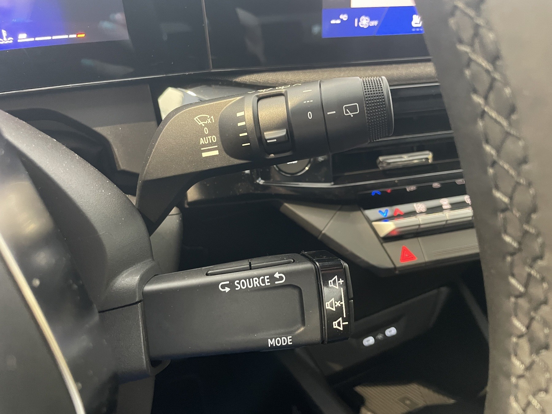 Bild 39 - Clio Techno TCe 115