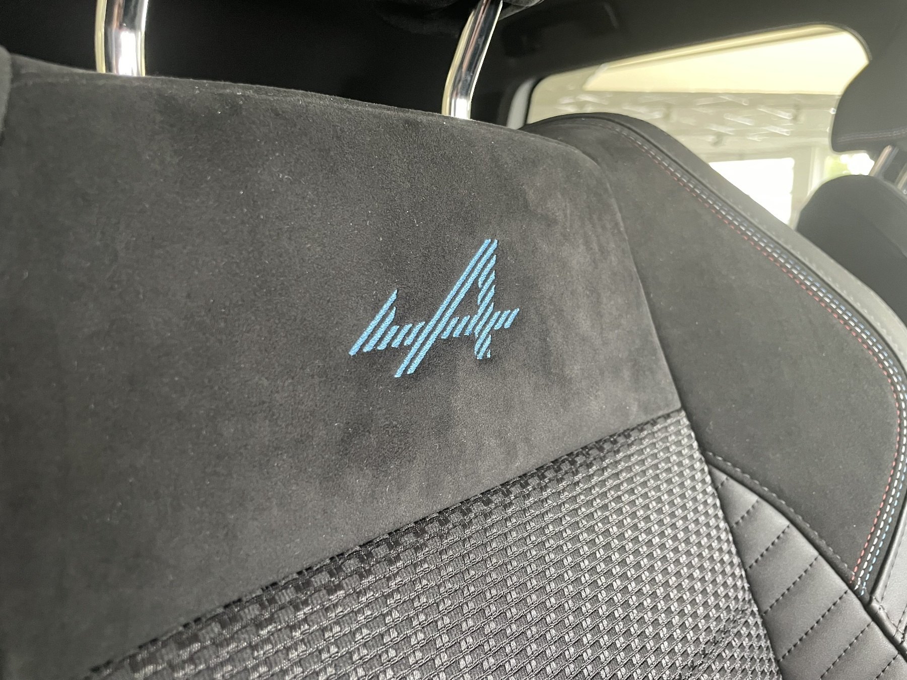 Bild 14 - Austral Esprit Alpine Full Hybrid E-Tech 200
