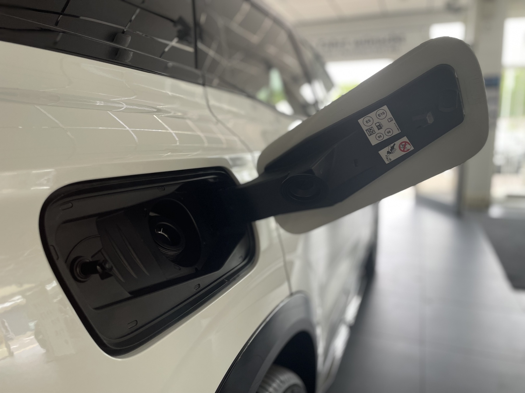 Bild 20 - Austral Esprit Alpine Full Hybrid E-Tech 200