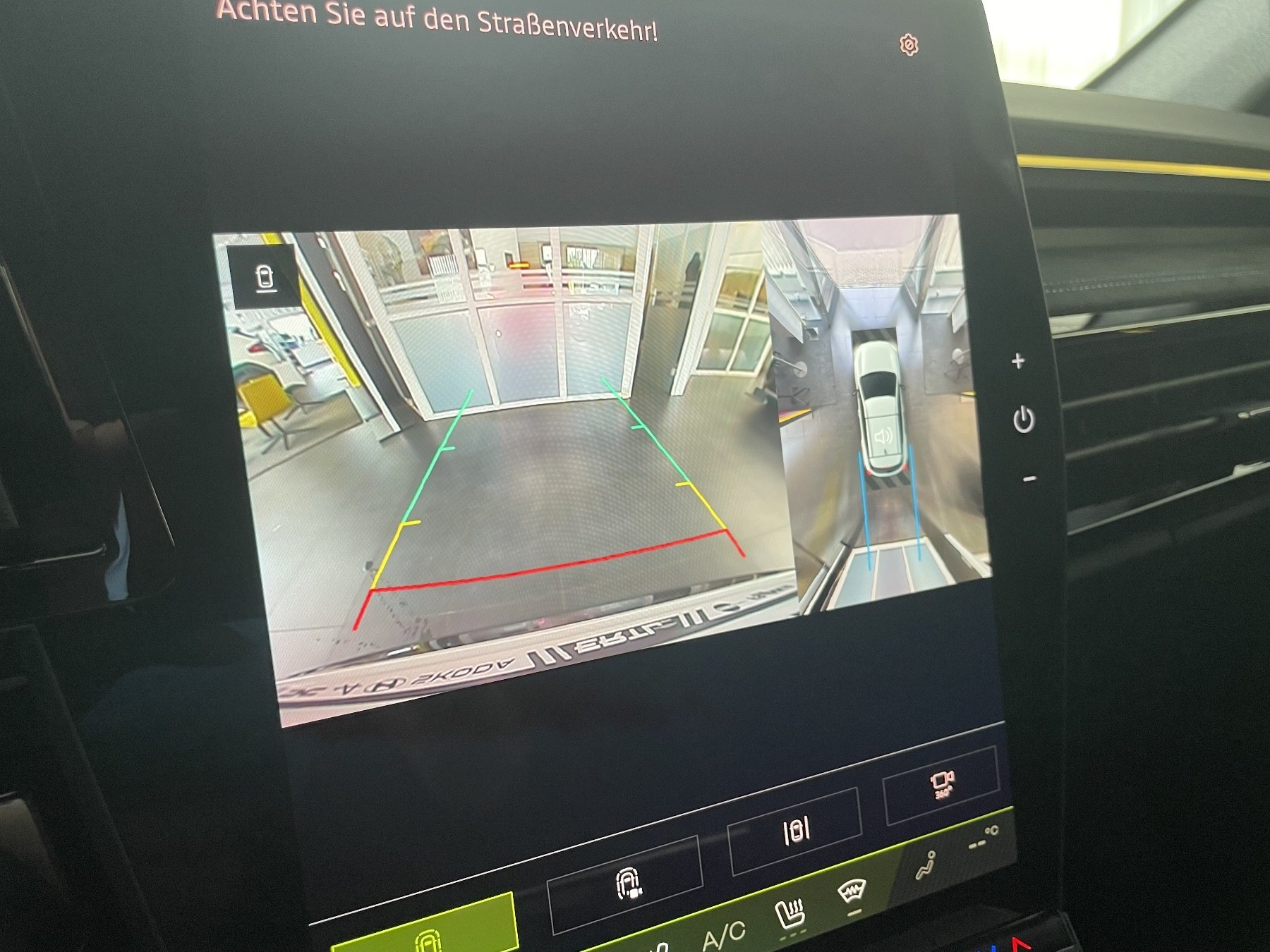 Bild 46 - Austral Esprit Alpine Full Hybrid E-Tech 200