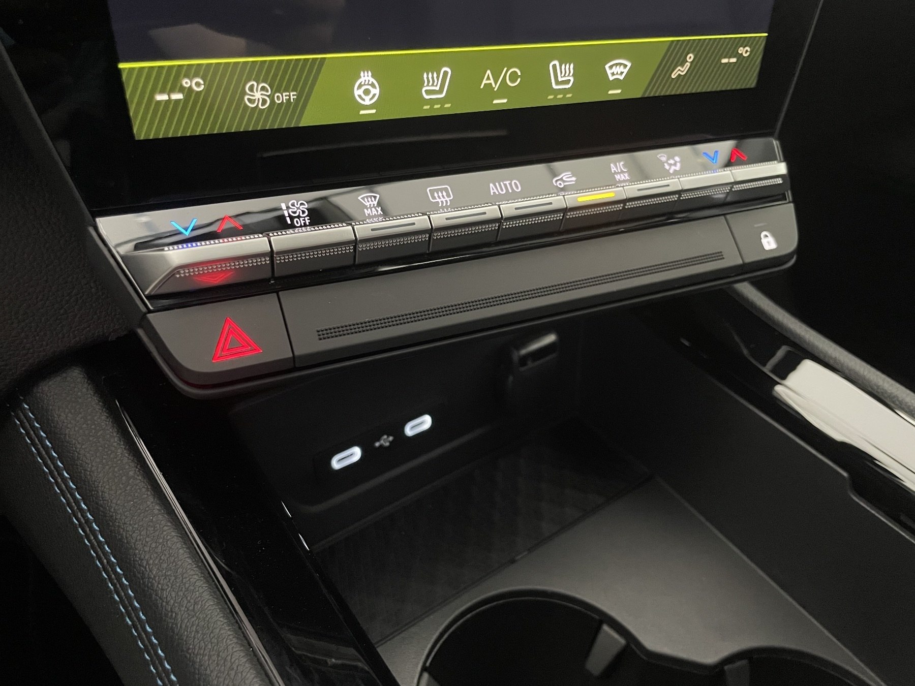 Bild 47 - Austral Esprit Alpine Full Hybrid E-Tech 200