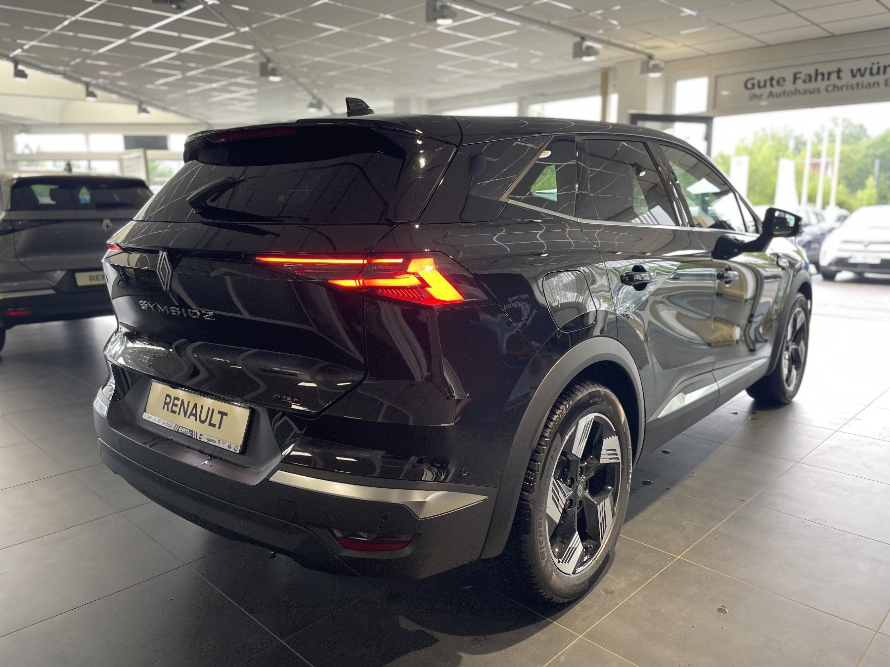 Bild 21 - Symbioz Techno Full Hybrid E-Tech 160