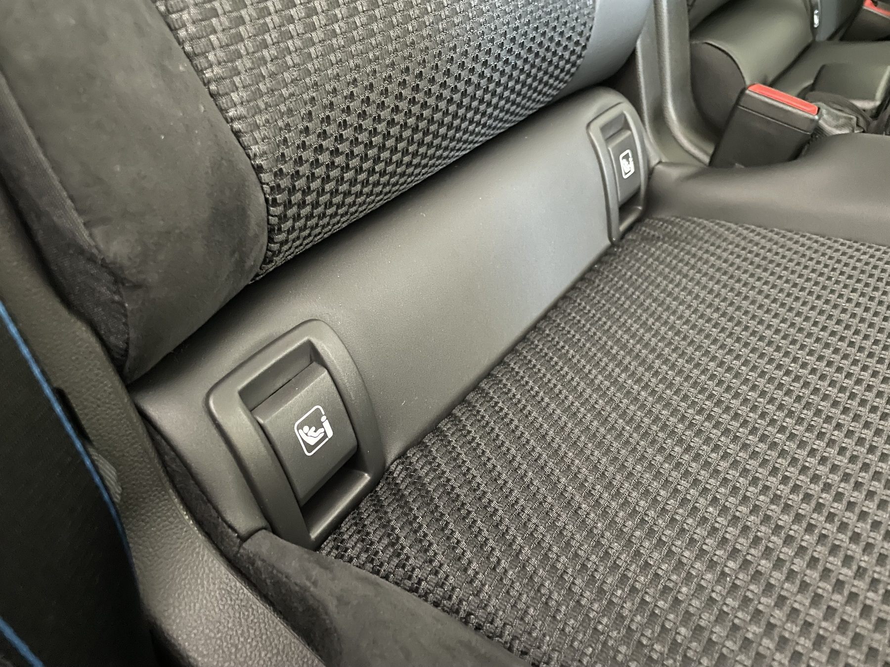 Bild 16 - Austral Esprit Alpine Full Hybrid E-Tech 200 ABS