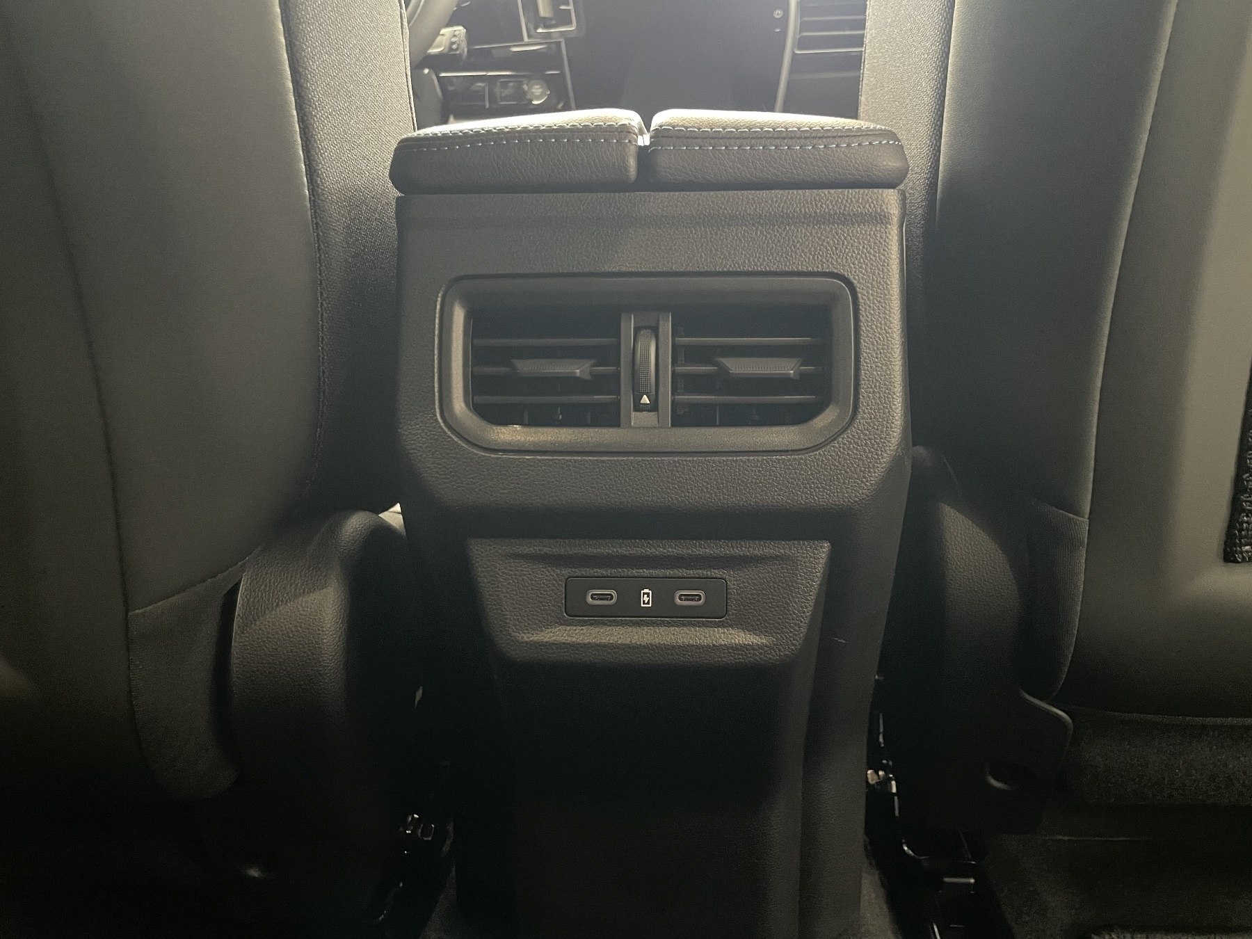 Bild 18 - Austral Esprit Alpine Full Hybrid E-Tech 200 ABS