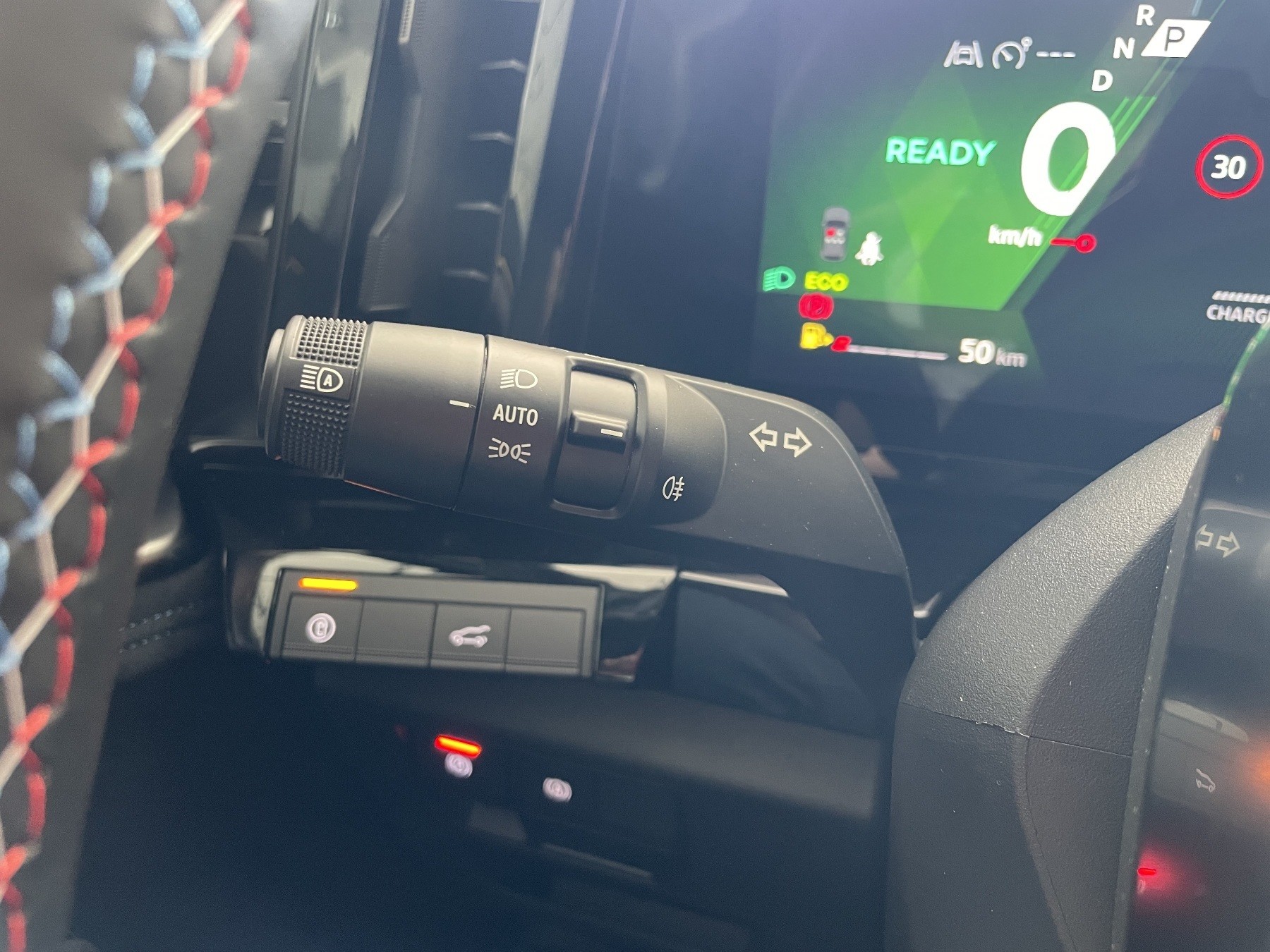 Bild 40 - Austral Esprit Alpine Full Hybrid E-Tech 200 ABS