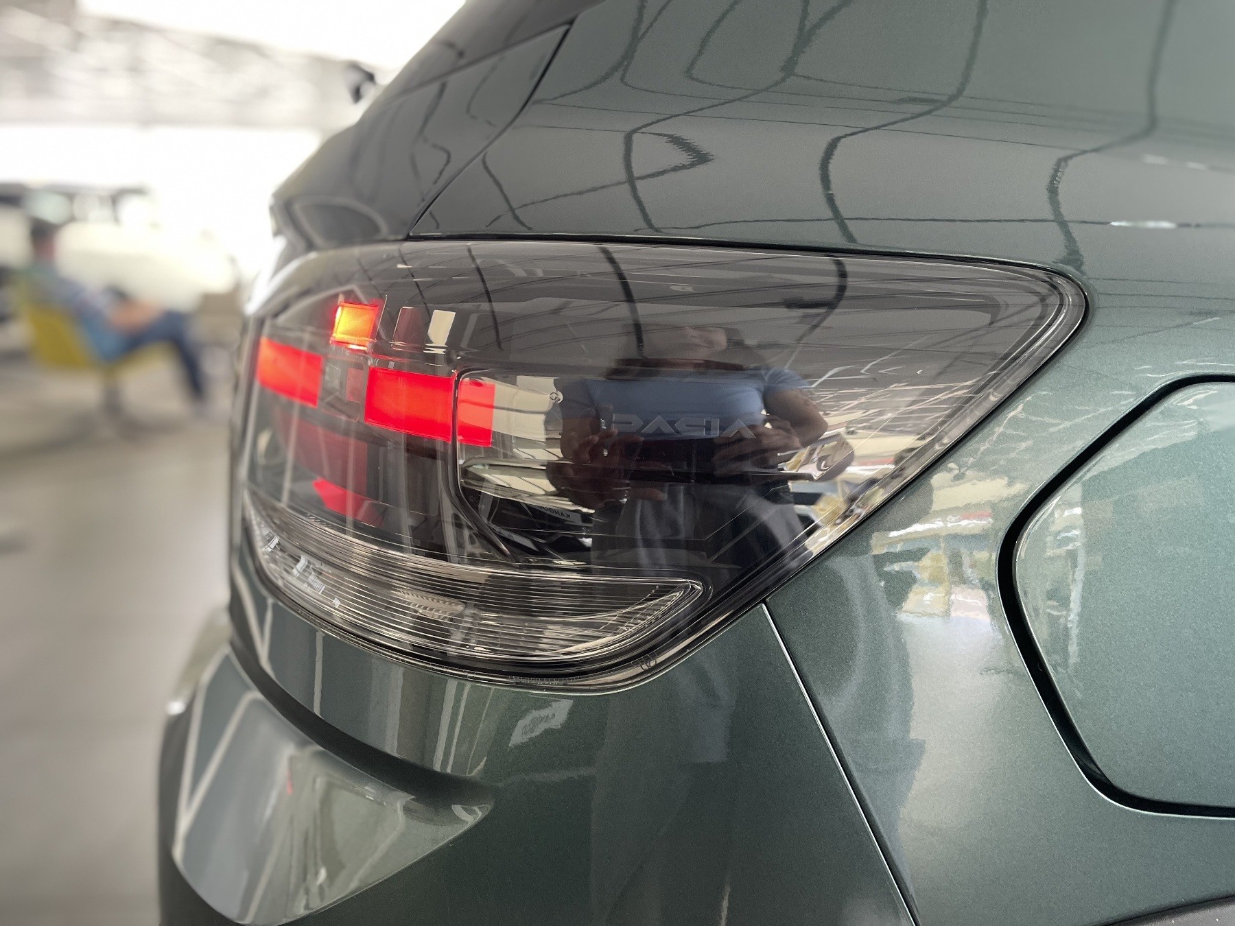 Bild 19 - Sandero Stepway Extreme TCe 110 ABS Fahrerairbag