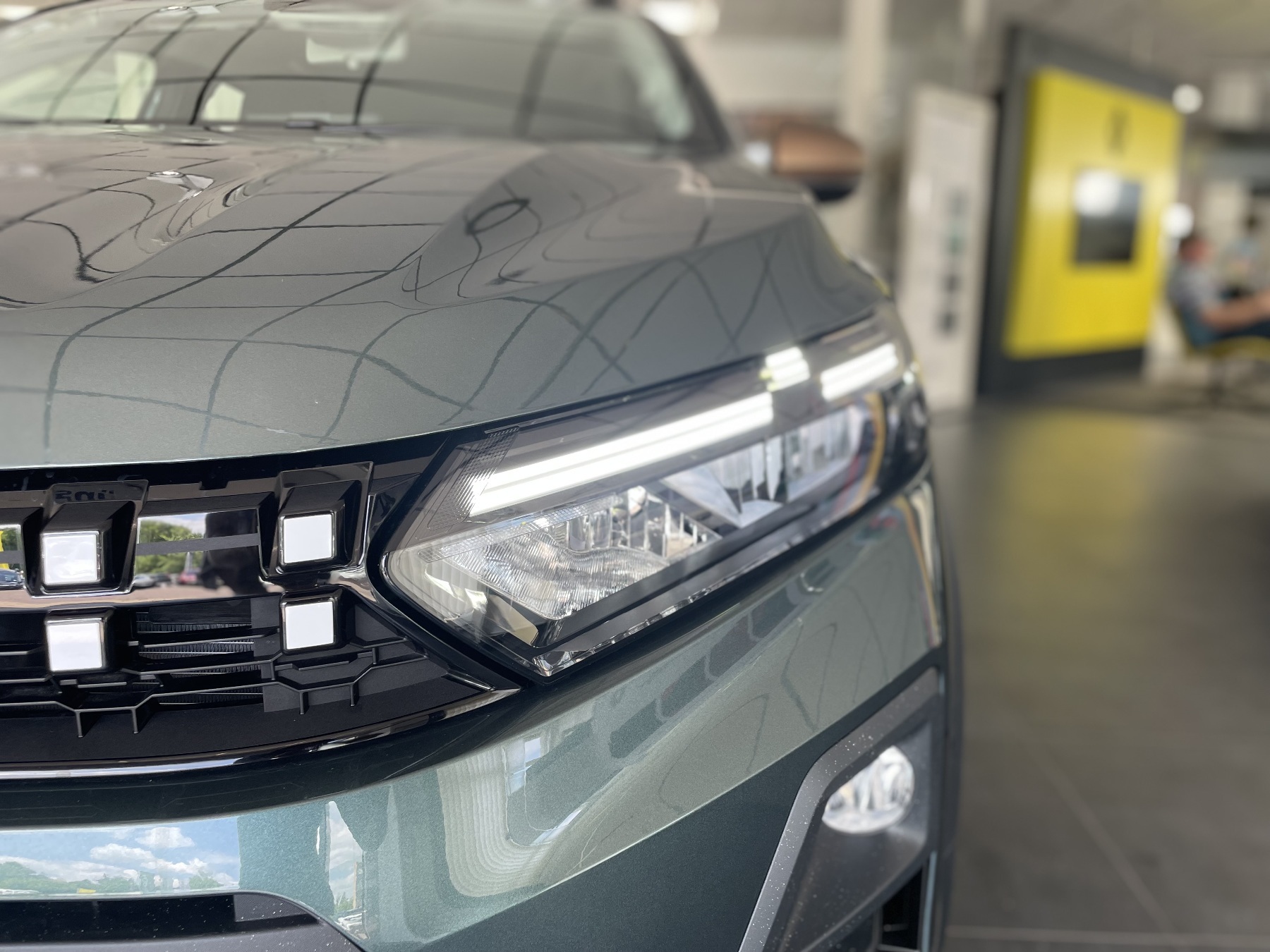 Bild 3 - Sandero Stepway Extreme TCe 110 ABS Fahrerairbag