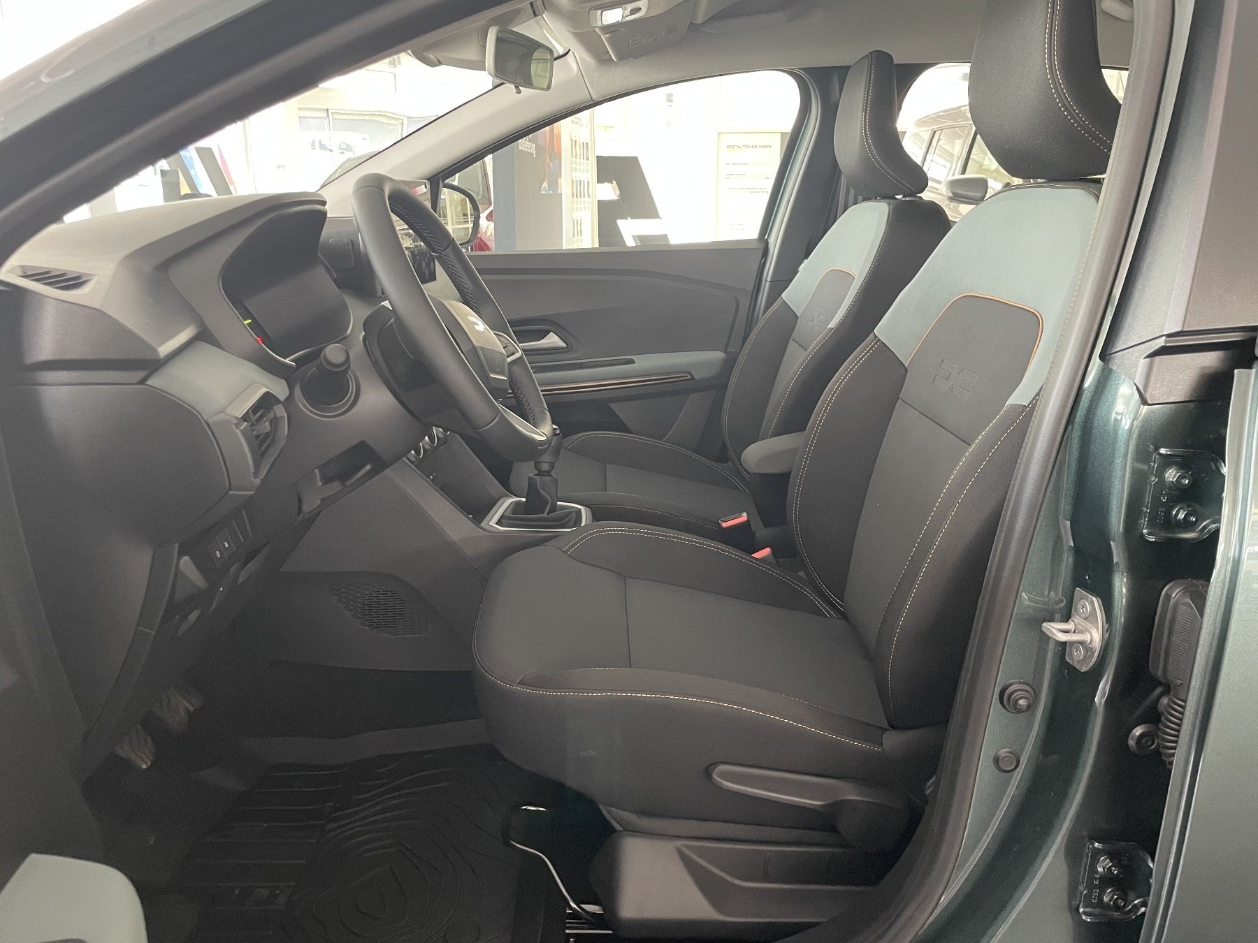 Bild 31 - Sandero Stepway Extreme TCe 110 ABS Fahrerairbag