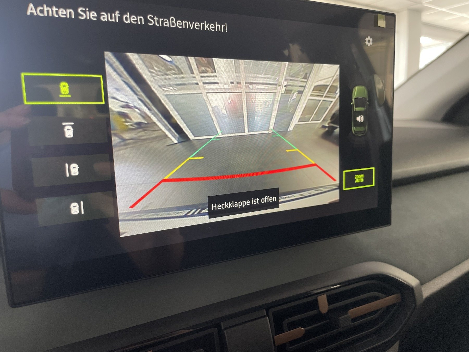 Bild 44 - Sandero Stepway Extreme TCe 110 ABS Fahrerairbag