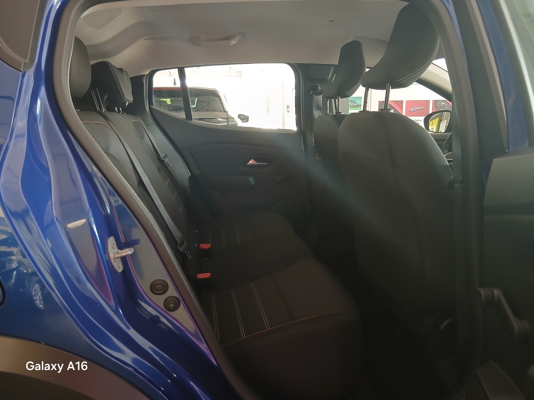 Bild 7 - Sandero Stepway Comfort TCe 100 ECO-G ABS ESP ZV