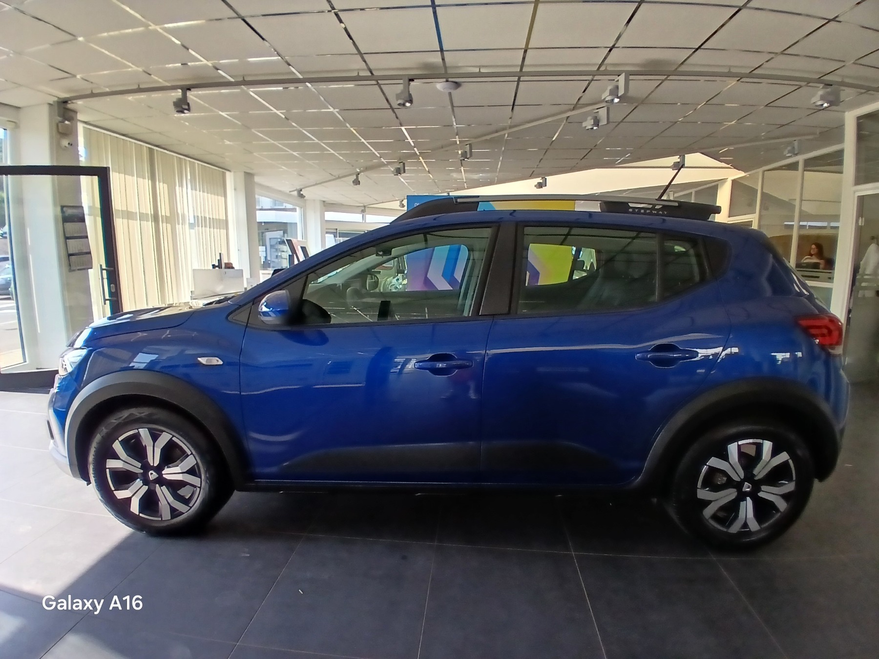 Bild 20 - Sandero Stepway Comfort TCe 100 ECO-G ABS ESP ZV