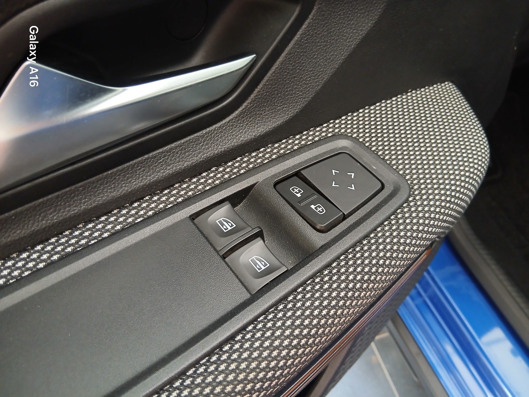 Bild 22 - Sandero Stepway Comfort TCe 100 ECO-G ABS ESP ZV