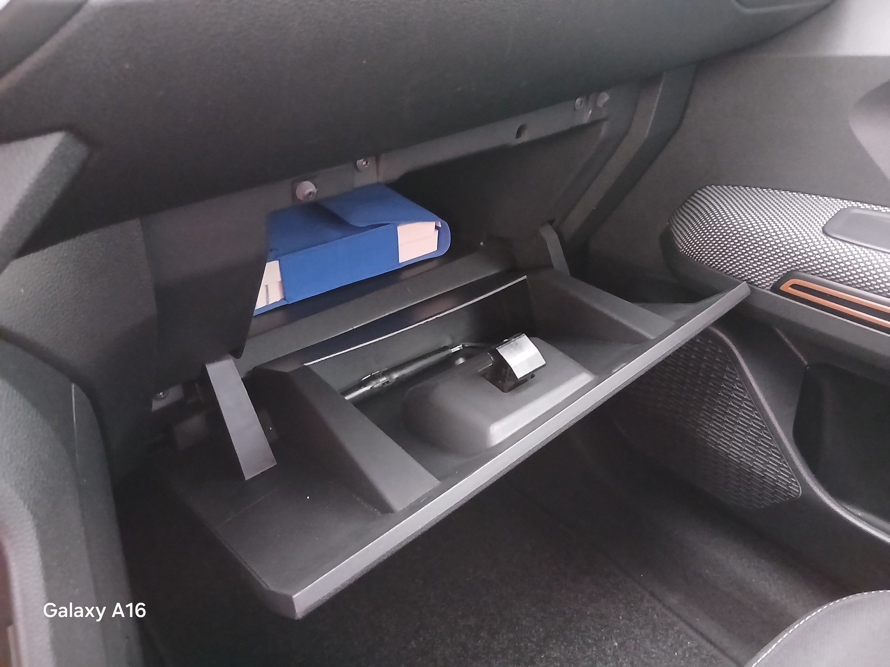 Bild 42 - Sandero Stepway Comfort TCe 100 ECO-G ABS ESP ZV