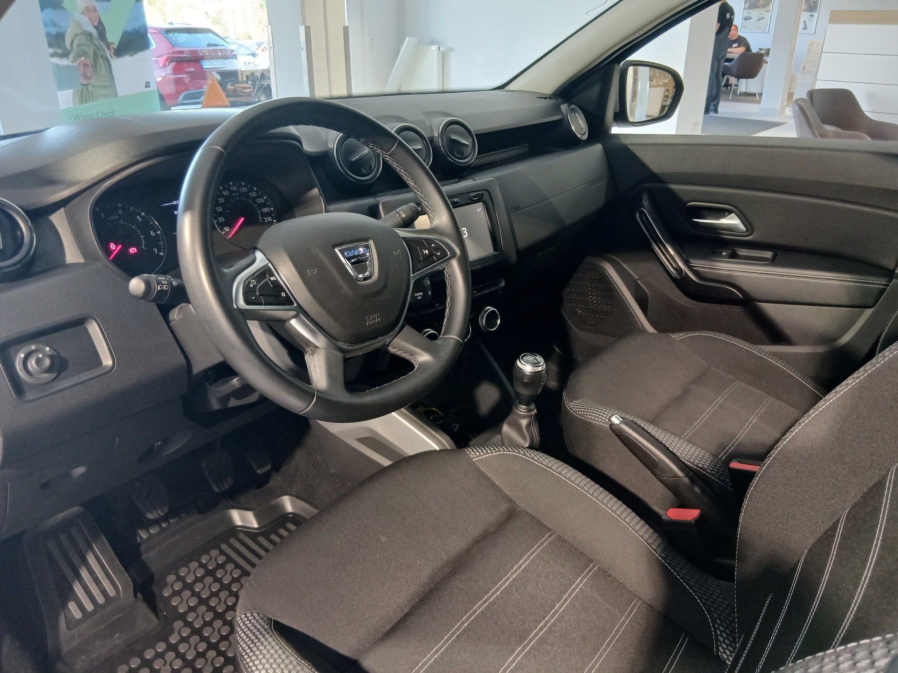 Bild 24 - Sandero Stepway Essential TCe 110