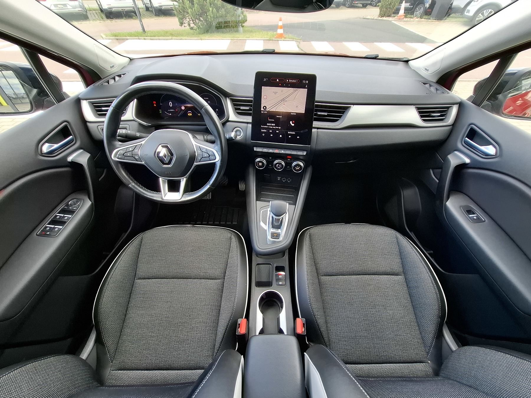 Bild 17 - Captur INTENS E-TECH 160 PLUG-in Schiebedach