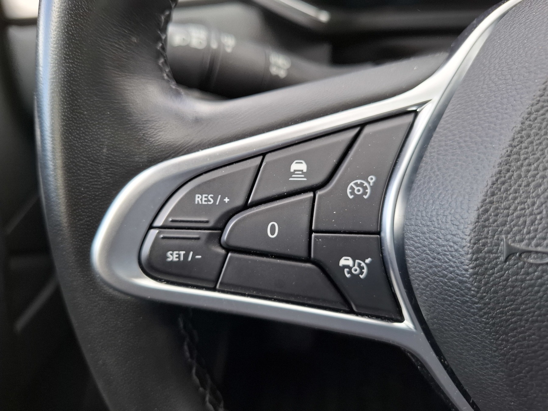 Bild 20 - Captur INTENS E-TECH 160 PLUG-in Schiebedach