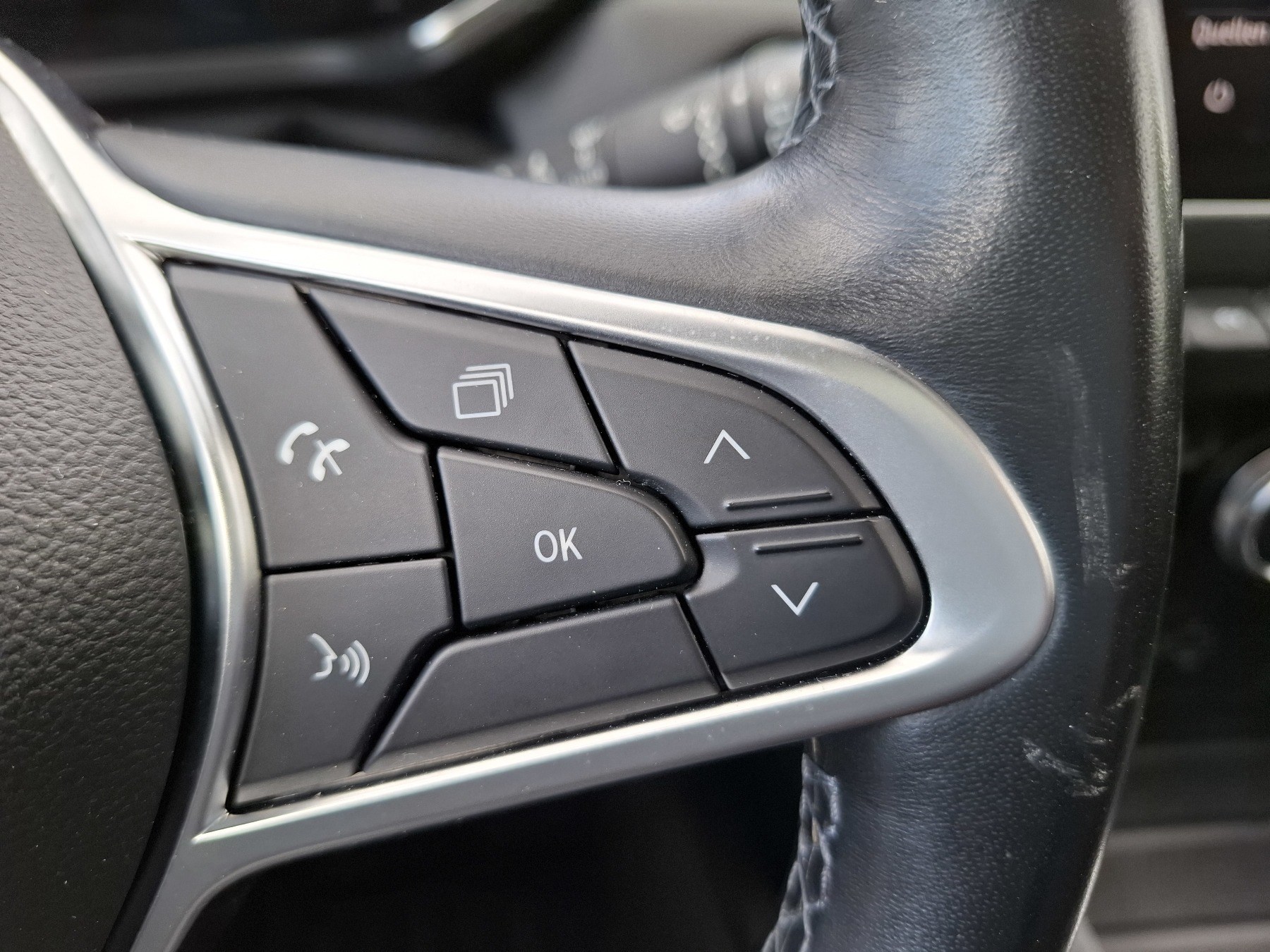 Bild 21 - Captur INTENS E-TECH 160 PLUG-in Schiebedach