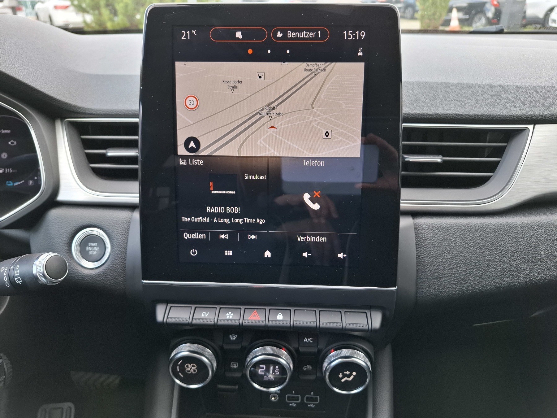 Bild 23 - Captur INTENS E-TECH 160 PLUG-in Schiebedach