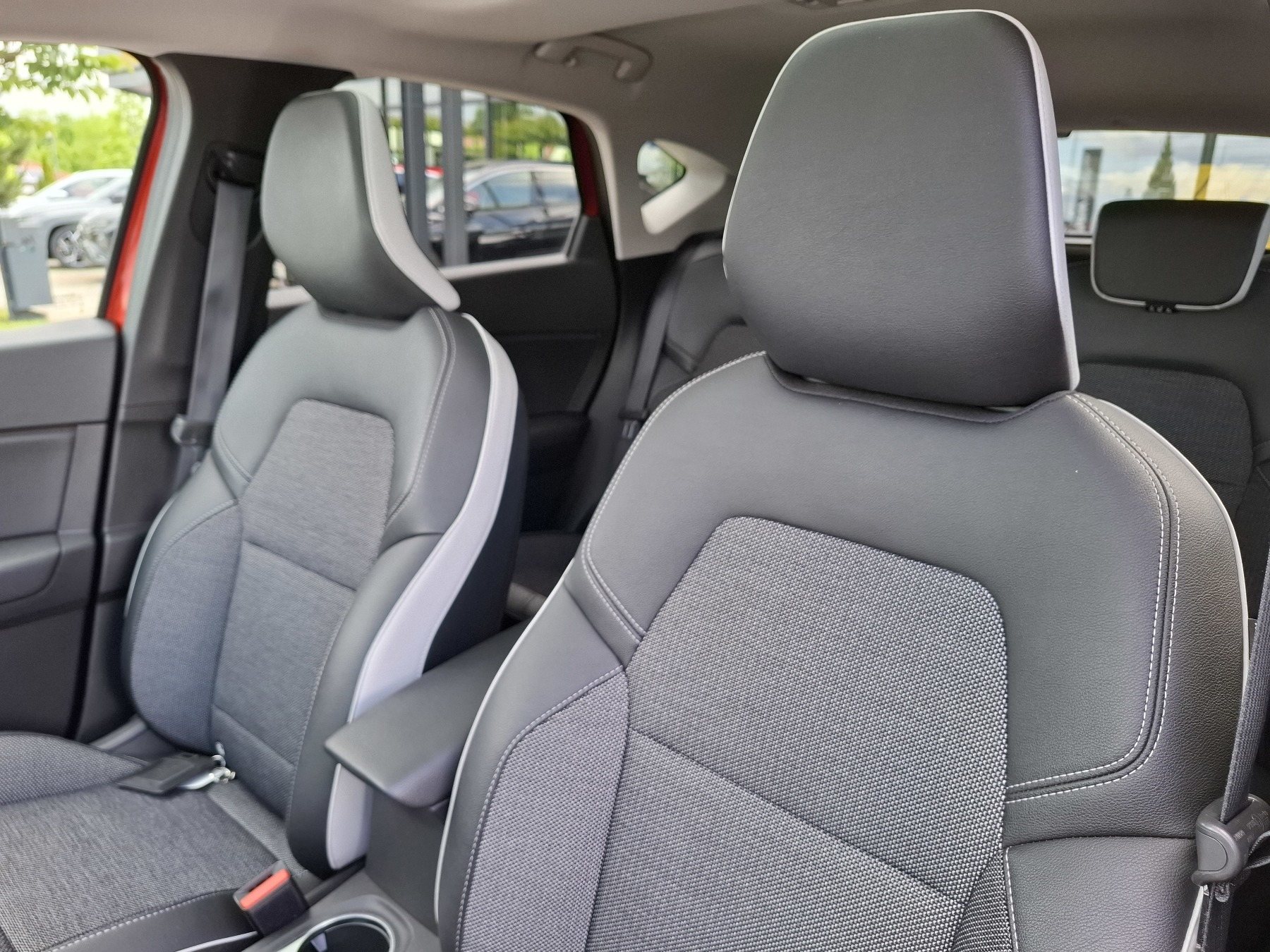 Bild 33 - Captur INTENS E-TECH 160 PLUG-in Schiebedach