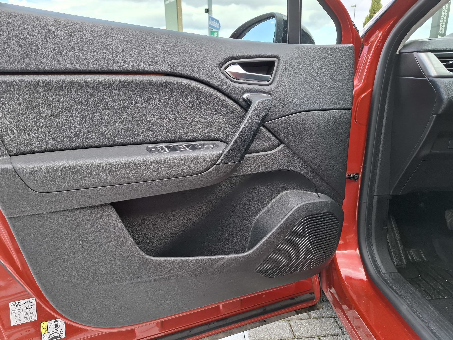 Bild 35 - Captur INTENS E-TECH 160 PLUG-in Schiebedach
