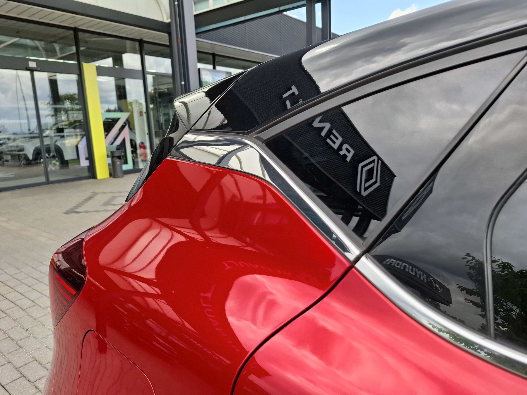 Bild 46 - Captur INTENS E-TECH 160 PLUG-in Schiebedach