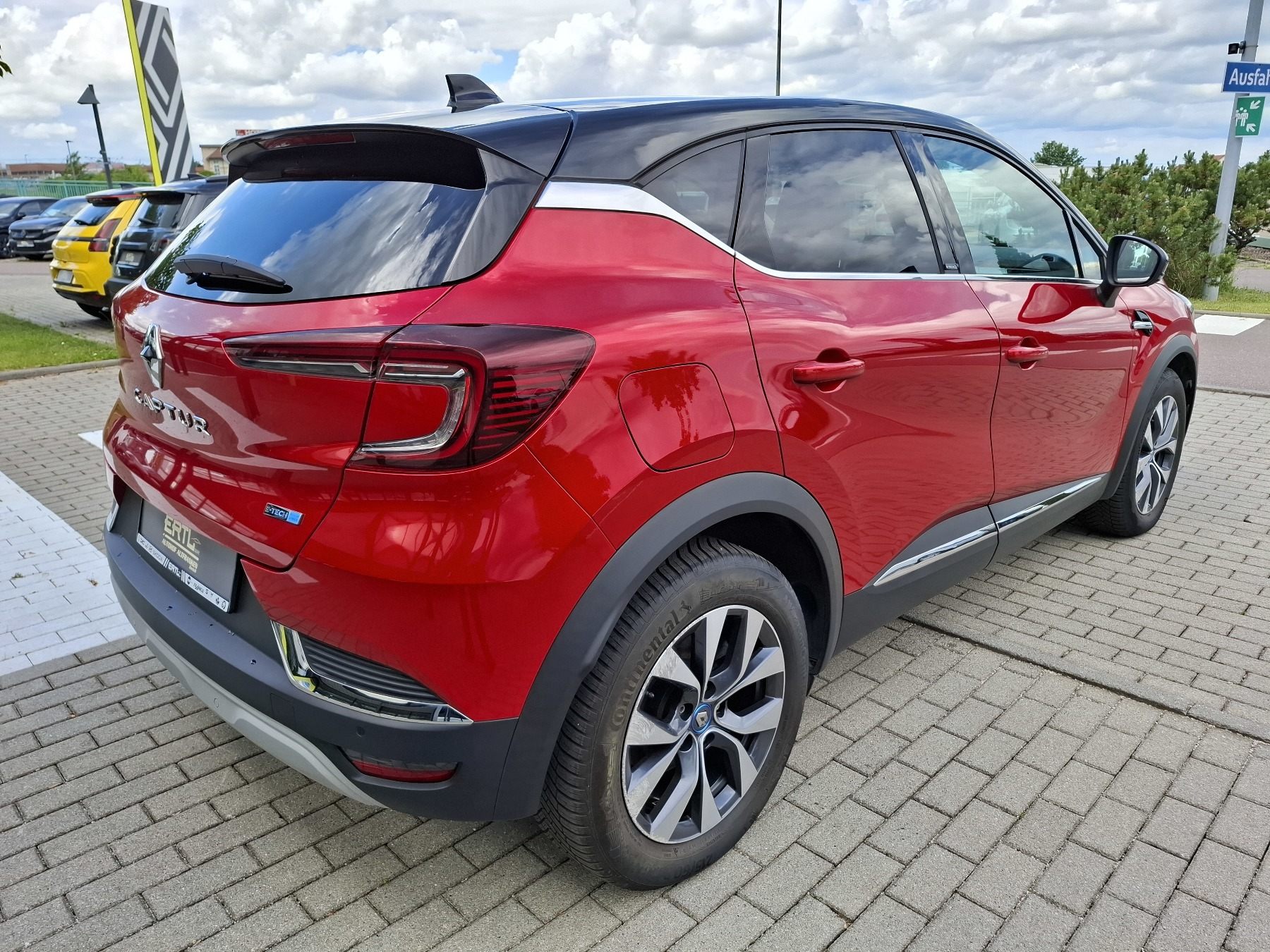 Bild 7 - Captur INTENS E-TECH 160 PLUG-in Schiebedach