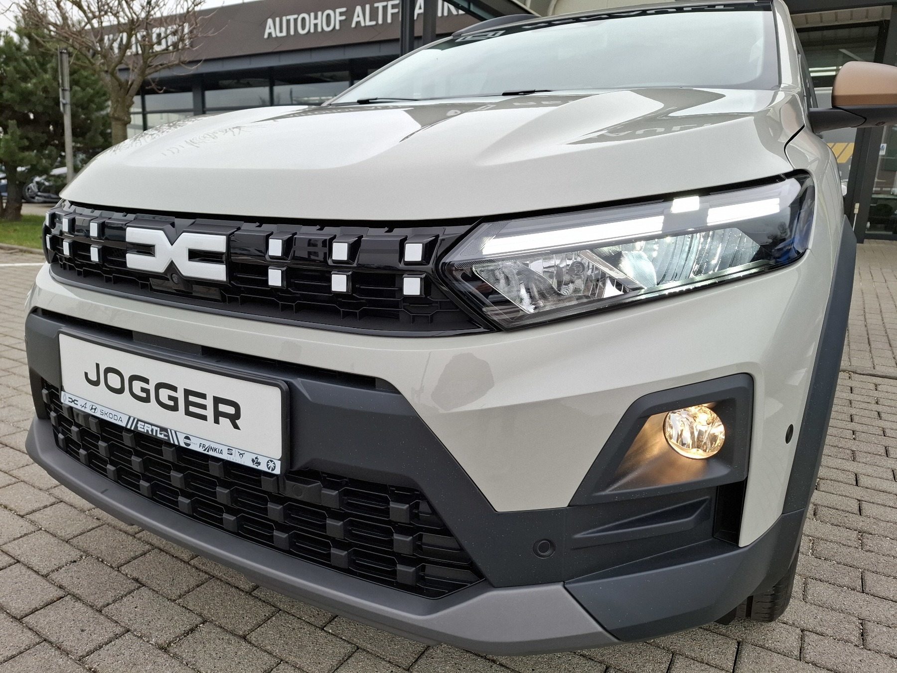 Bild 42 - Jogger TCe 110PS Extreme