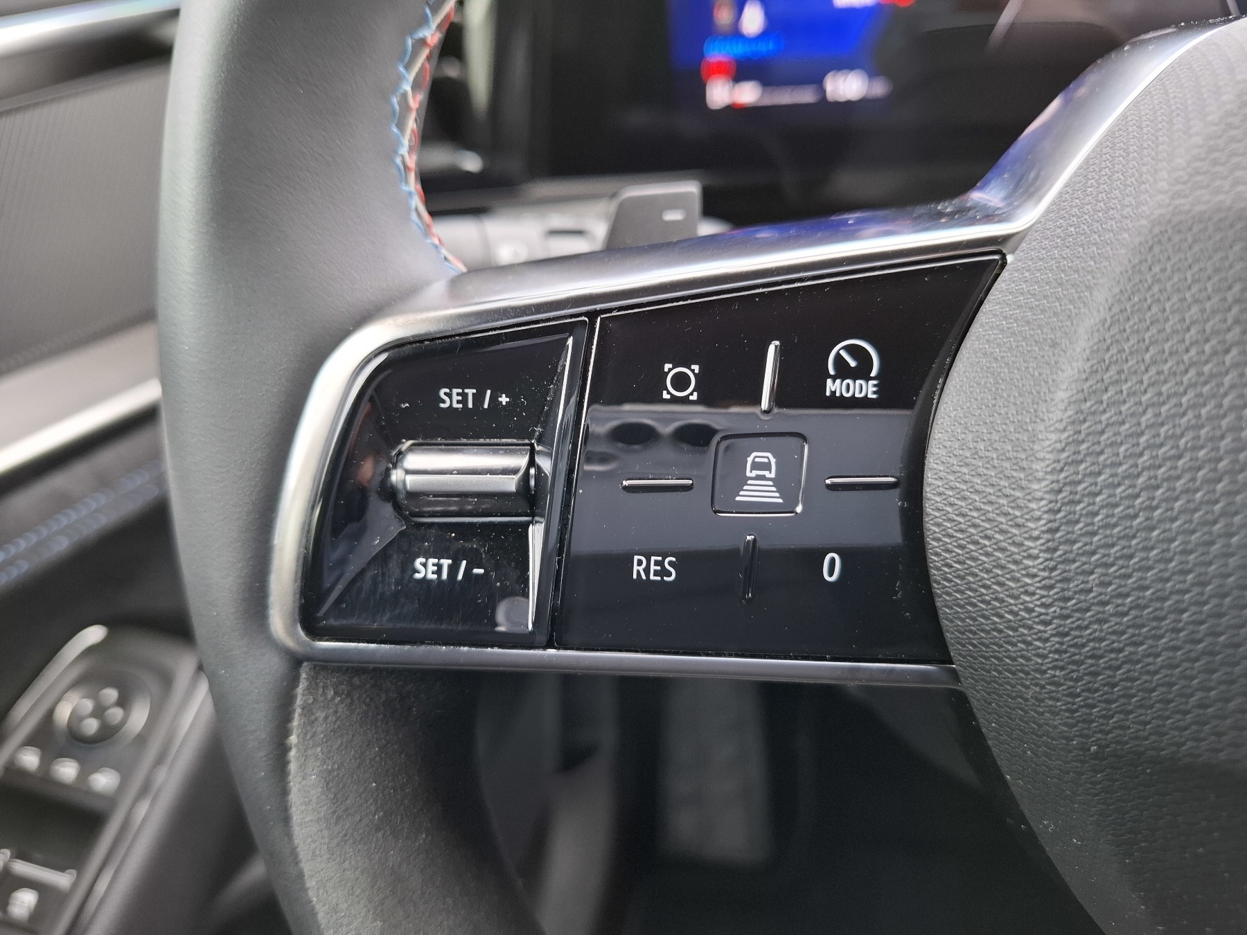 Bild 23 - Austral Mild-Hybrid 160 Techno Esprit Alpine