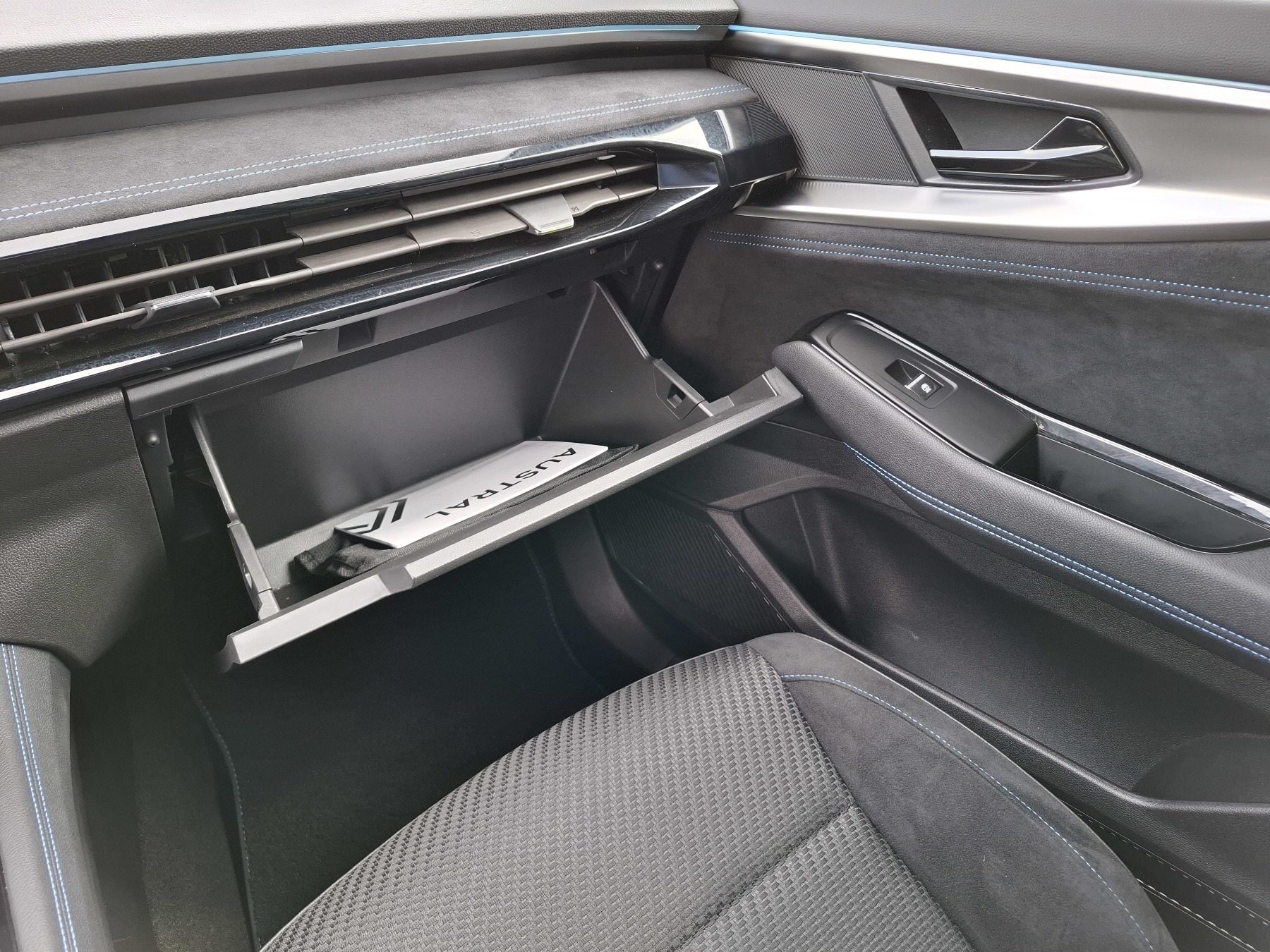 Bild 33 - Austral Mild-Hybrid 160 Techno Esprit Alpine