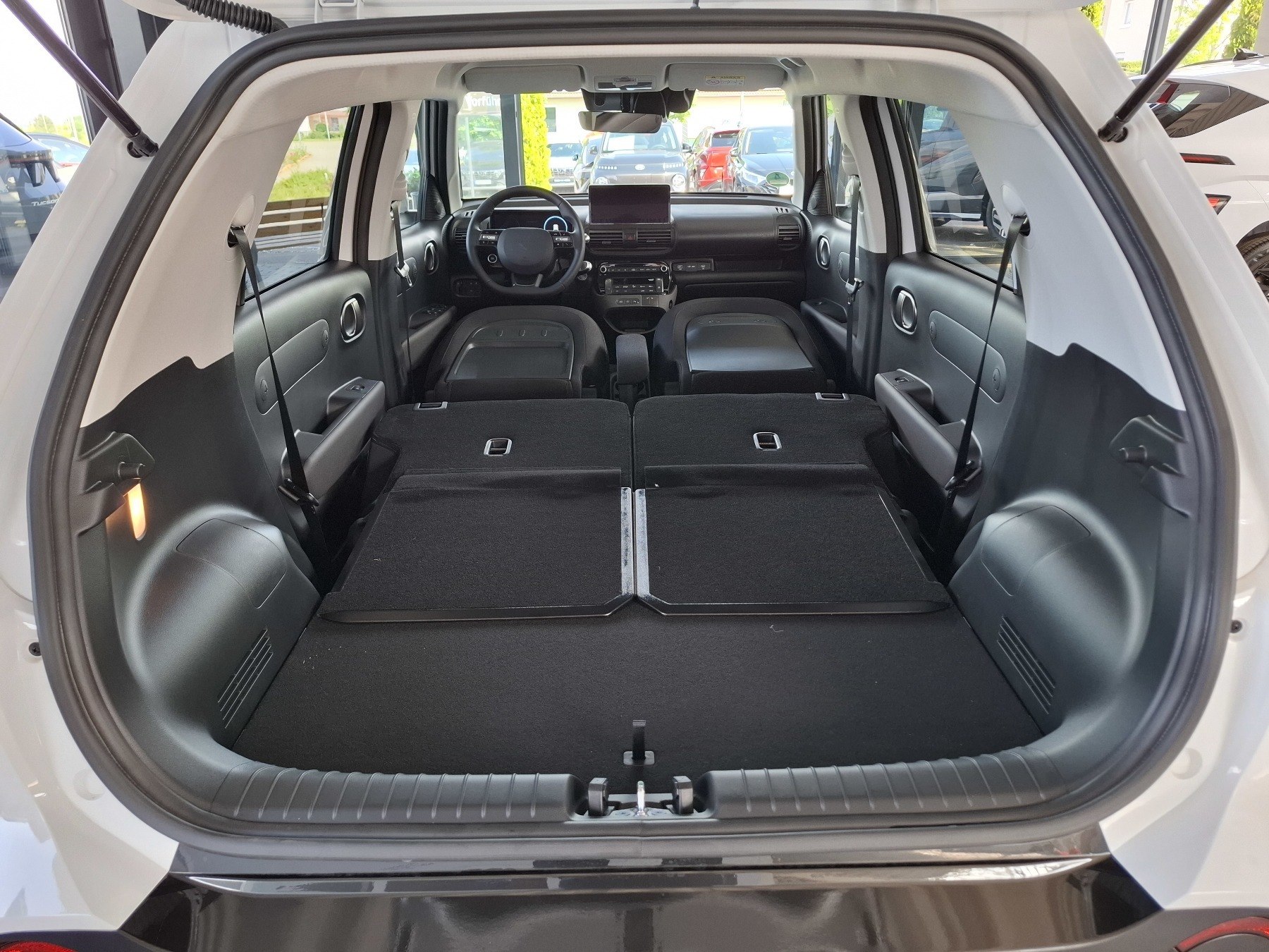 Bild 12 - INSTER EV (MY26) 42 kWh (97 PS) 2WD Trend