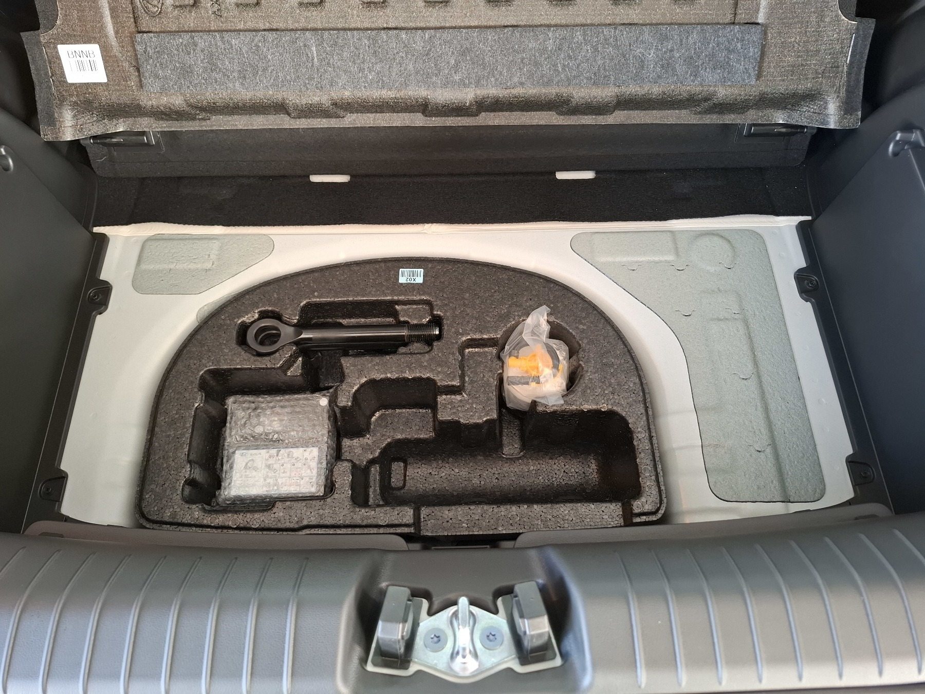 Bild 14 - INSTER EV (MY26) 42 kWh (97 PS) 2WD Trend