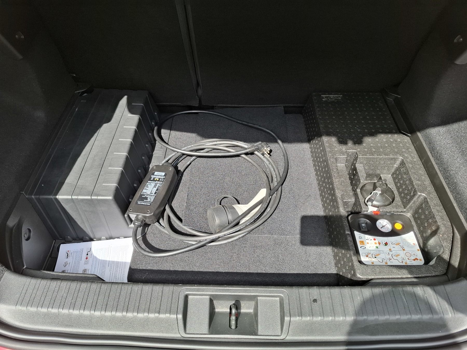 Bild 10 - Captur INTENS E-TECH PLUG-IN 160