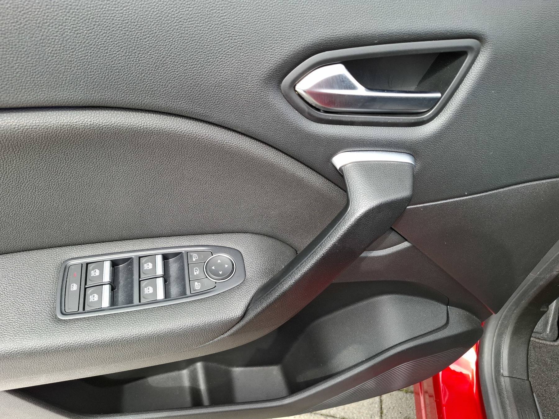 Bild 33 - Captur INTENS E-TECH PLUG-IN 160