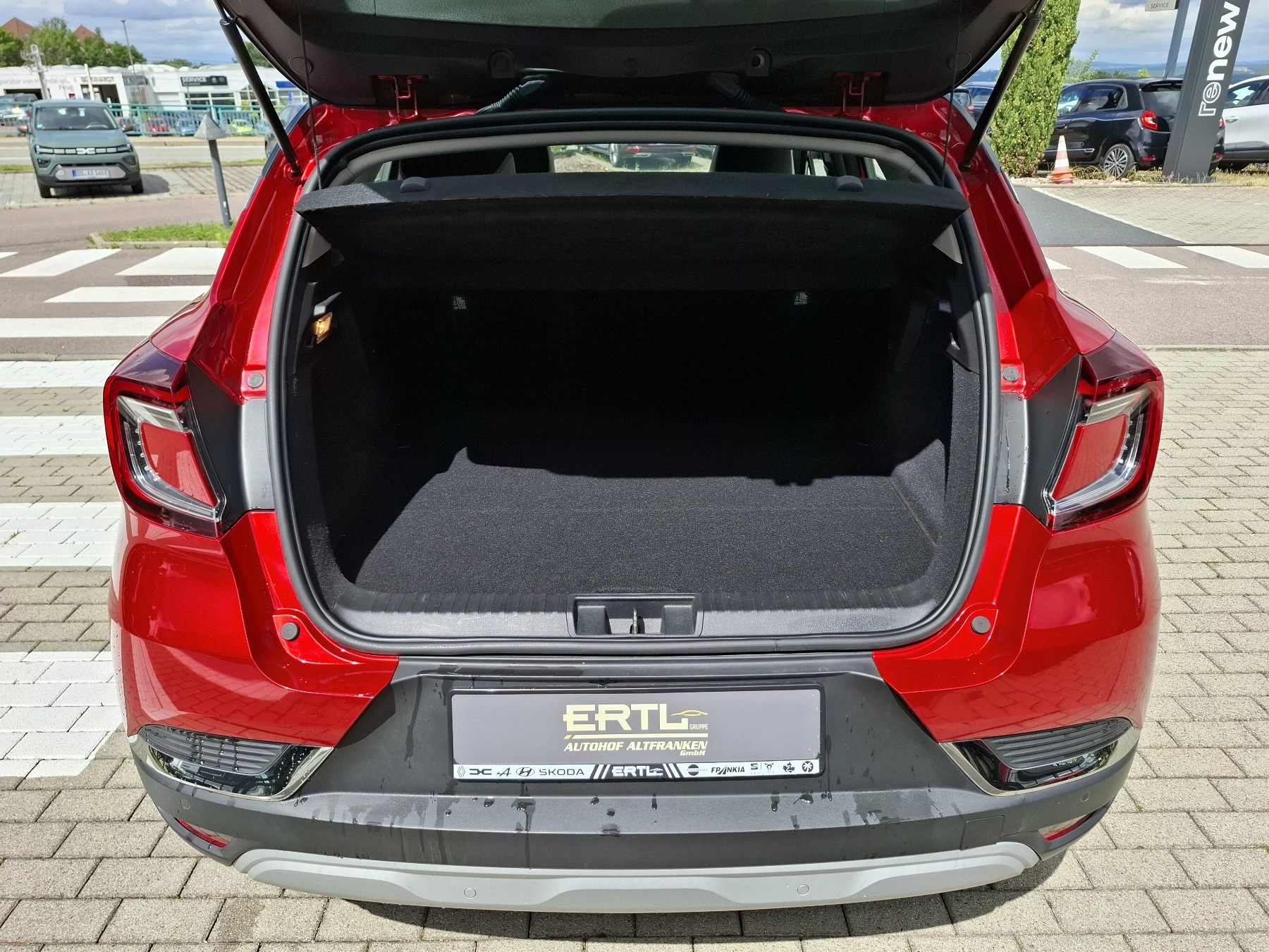Bild 9 - Captur INTENS E-TECH PLUG-IN 160