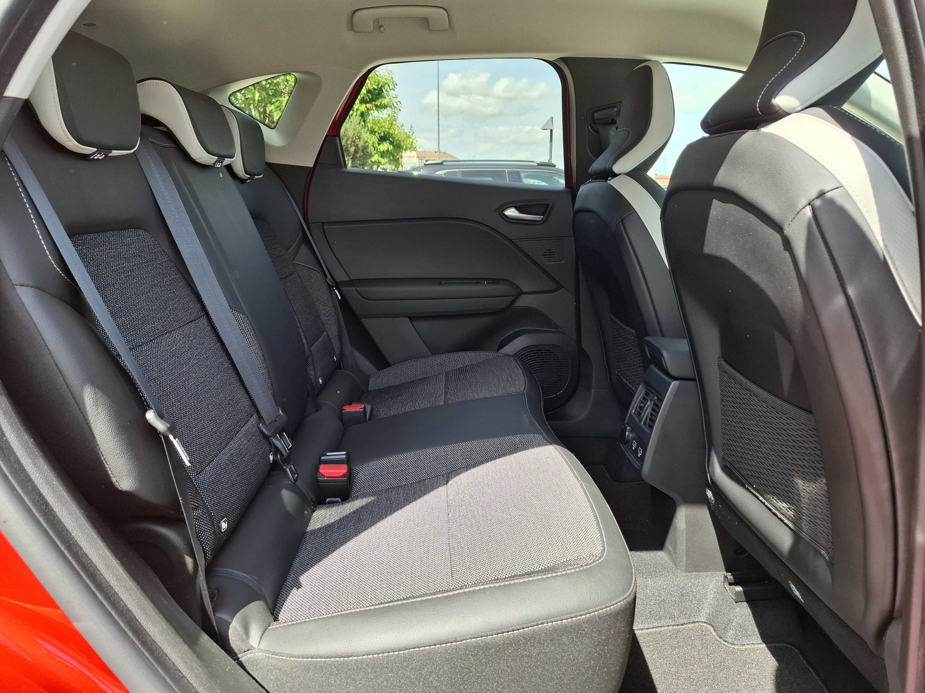 Bild 16 - Captur INTENS TCe 100