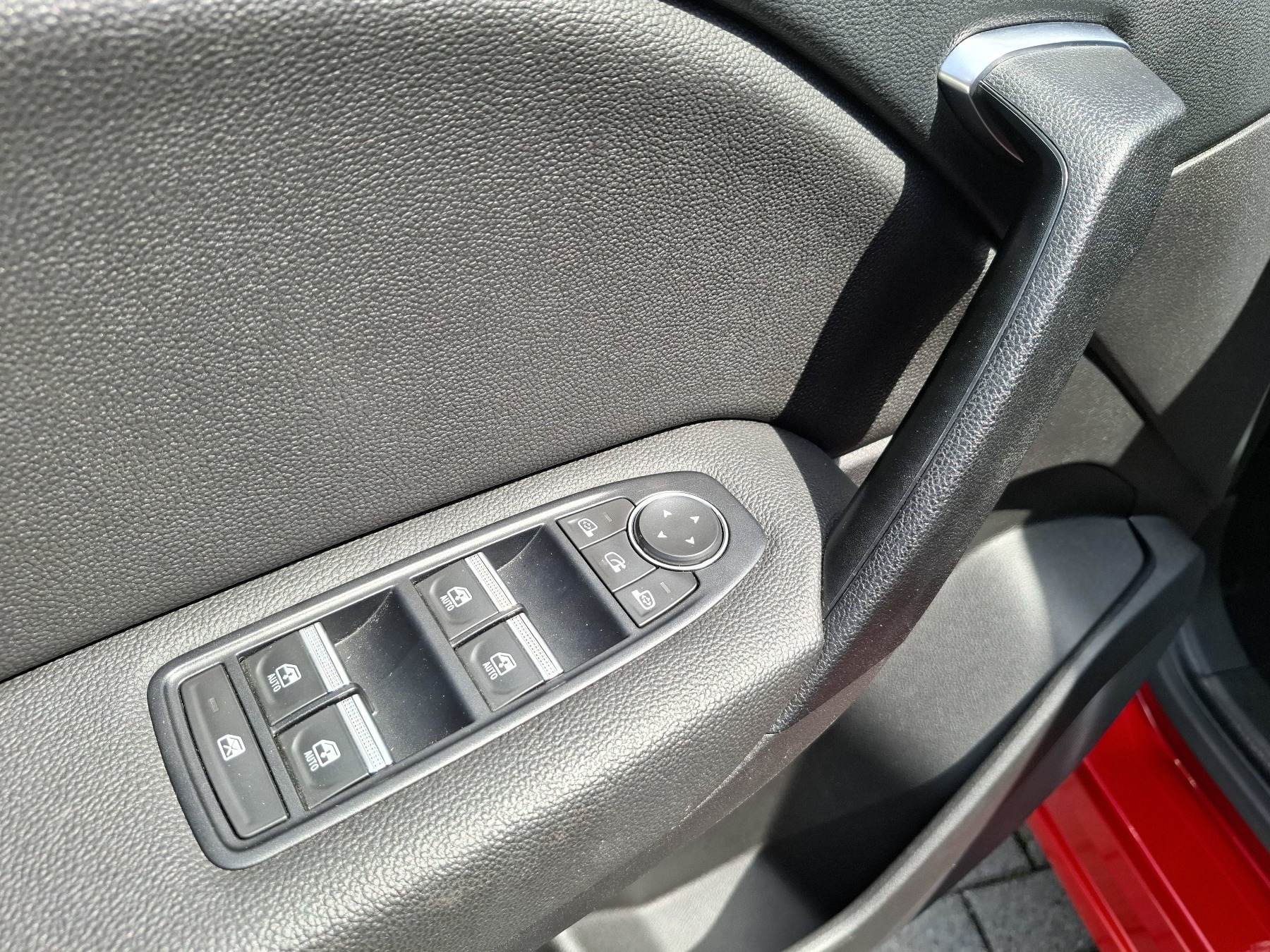Bild 31 - Captur INTENS TCe 100