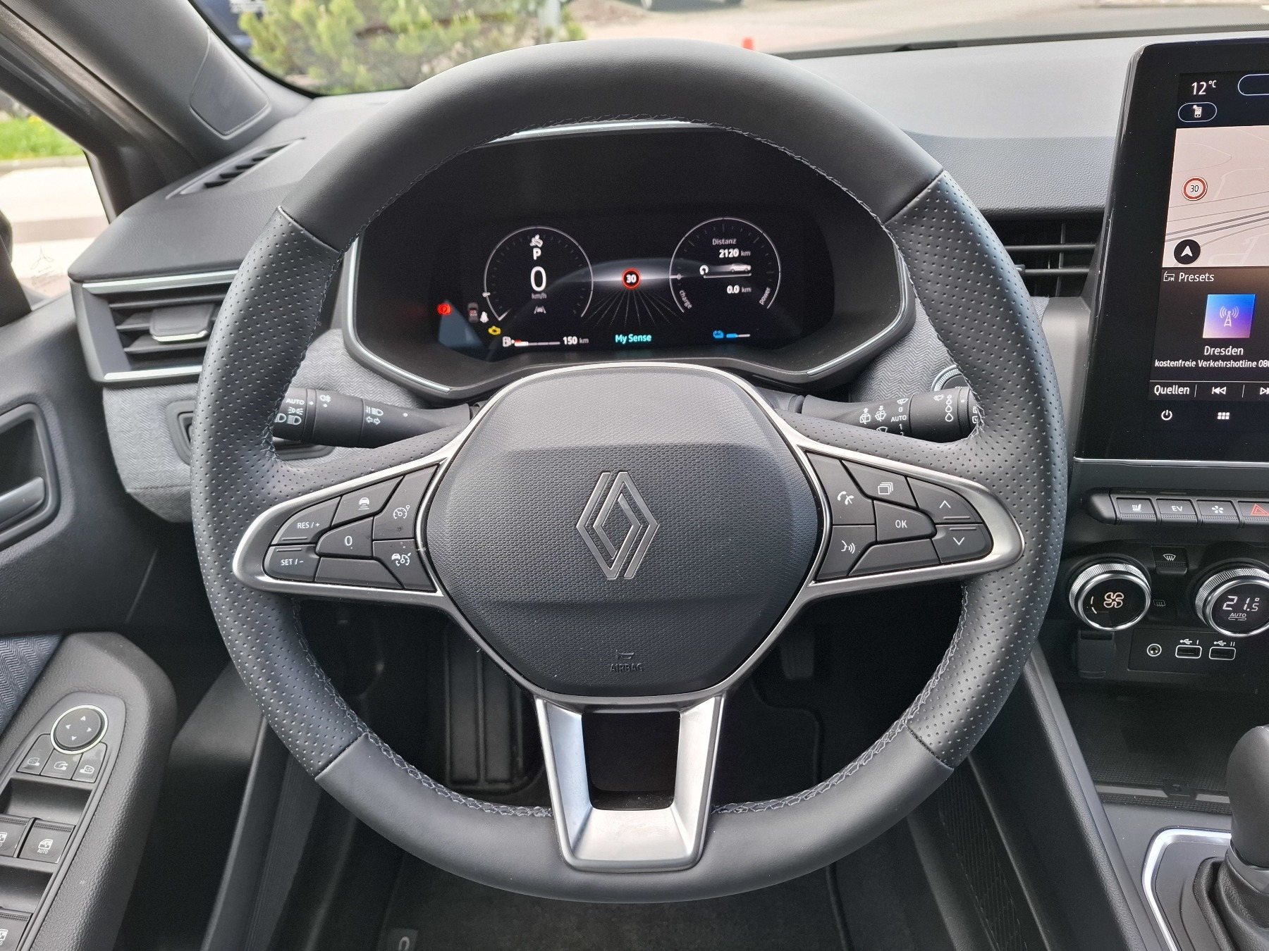 Bild 18 - Clio Techno E-TECH Full Hybrid 145