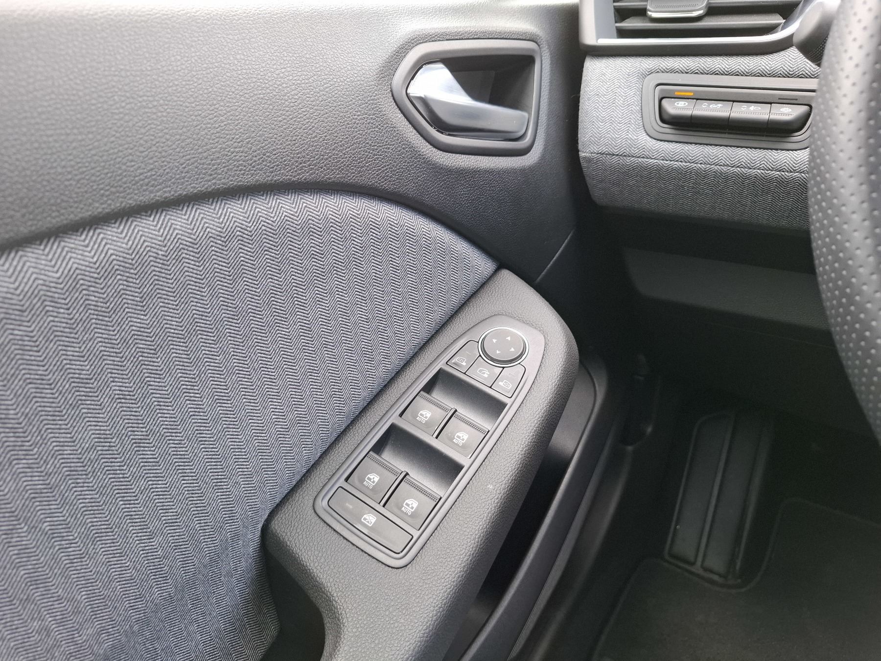Bild 34 - Clio Techno E-TECH Full Hybrid 145