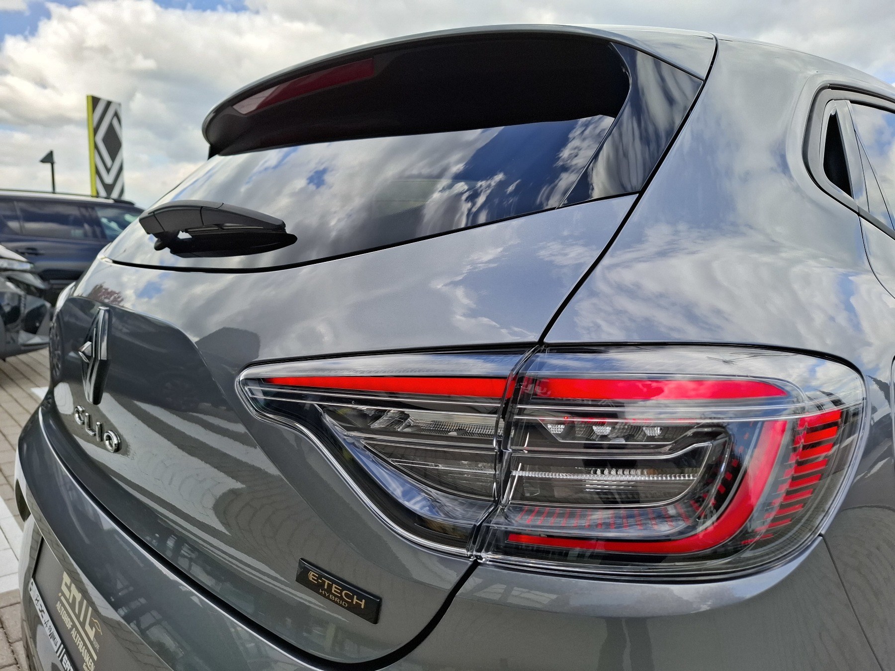 Bild 40 - Clio Techno E-TECH Full Hybrid 145