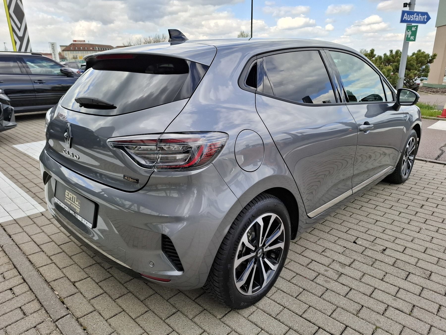 Bild 6 - Clio Techno E-TECH Full Hybrid 145