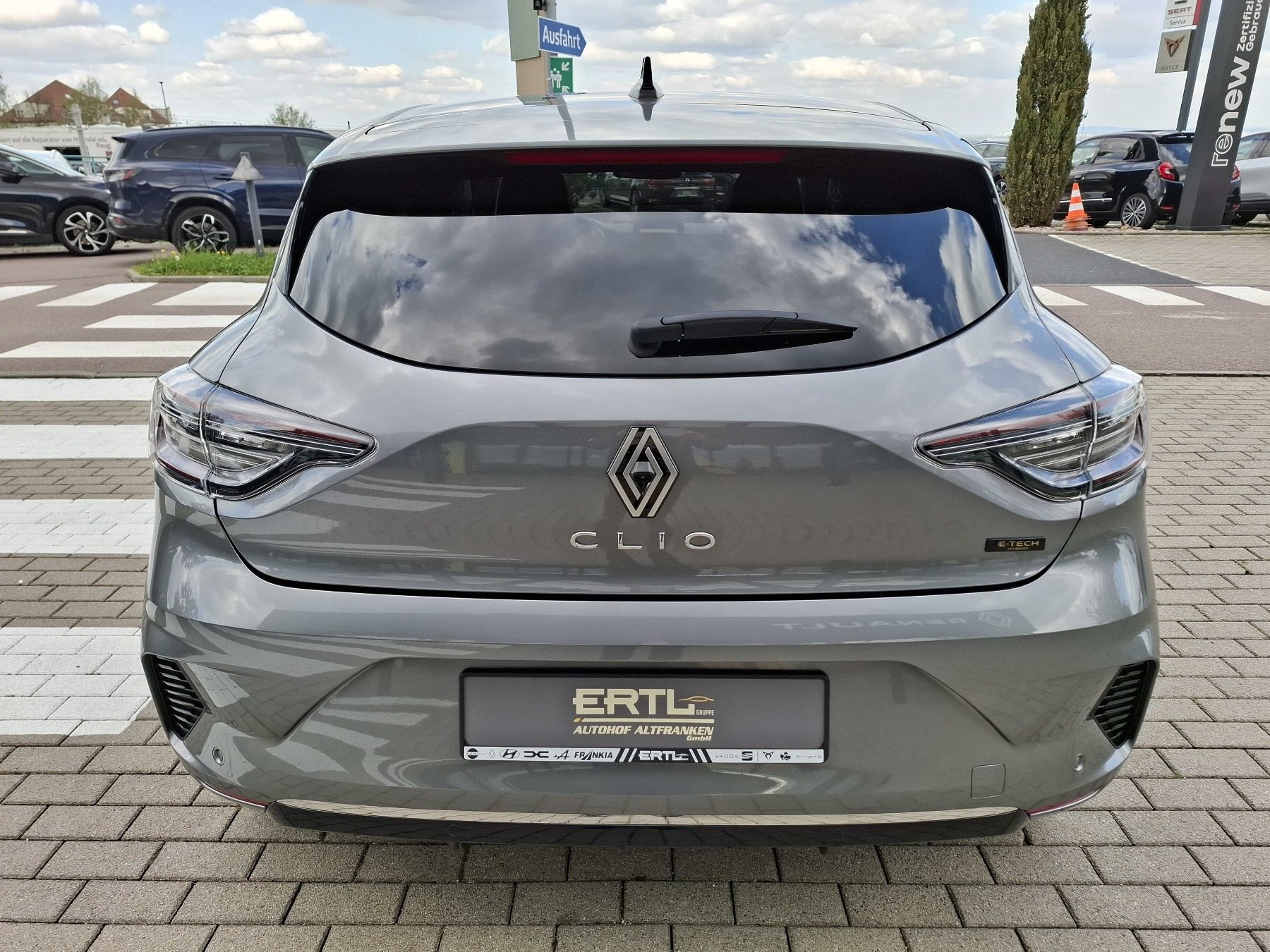 Bild 8 - Clio Techno E-TECH Full Hybrid 145