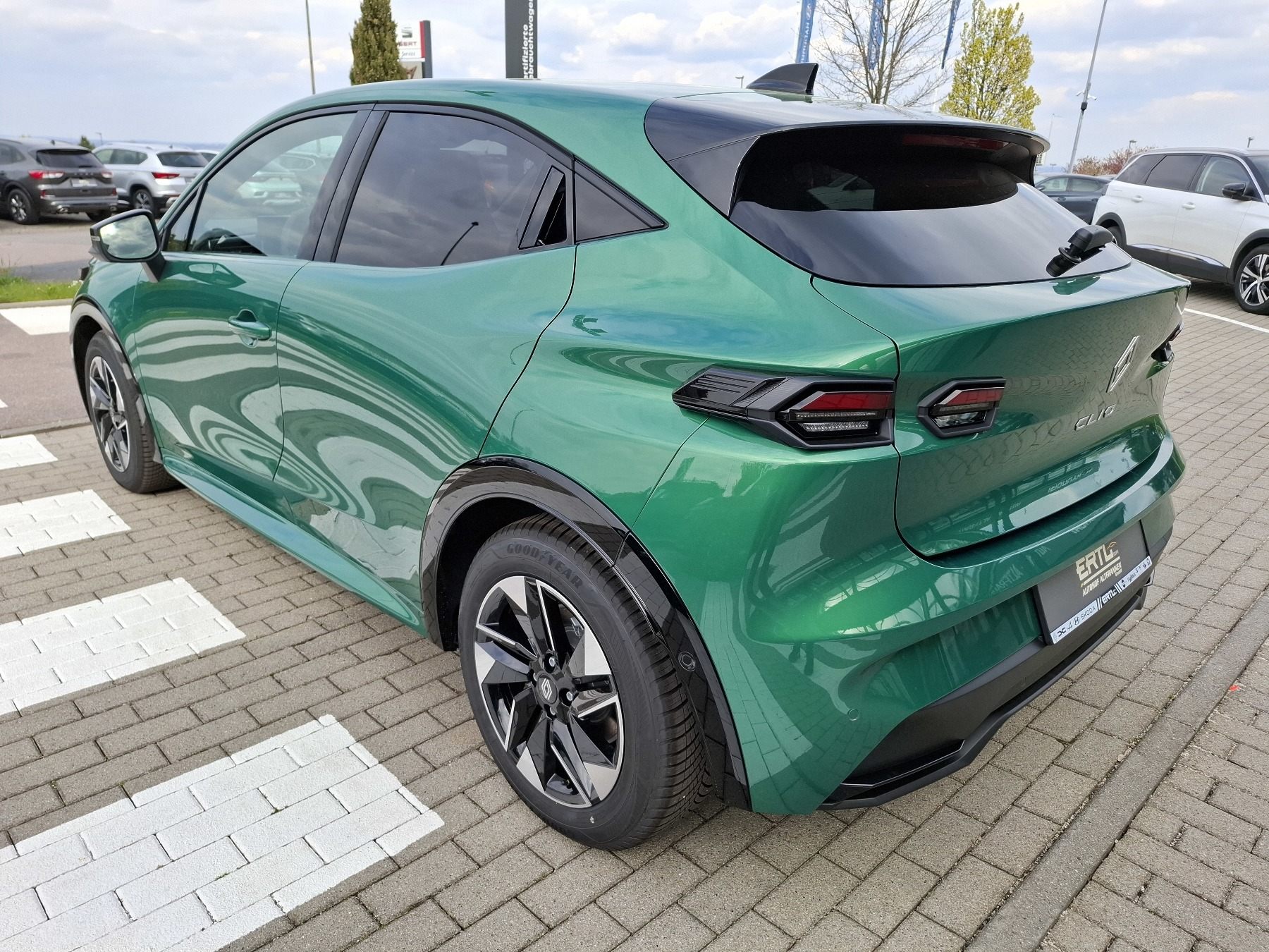 Bild 7 - Clio Techno TCe 115