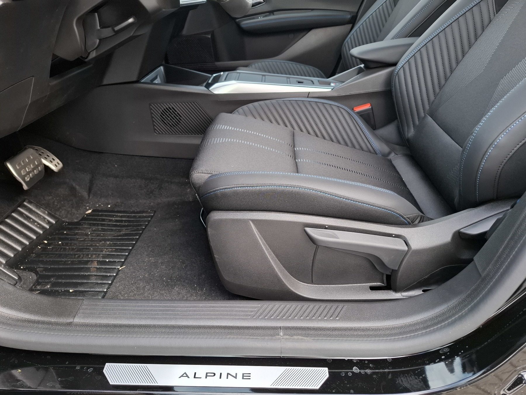 Bild 30 - Clio Esprit Alpine TCe 115 EDC
