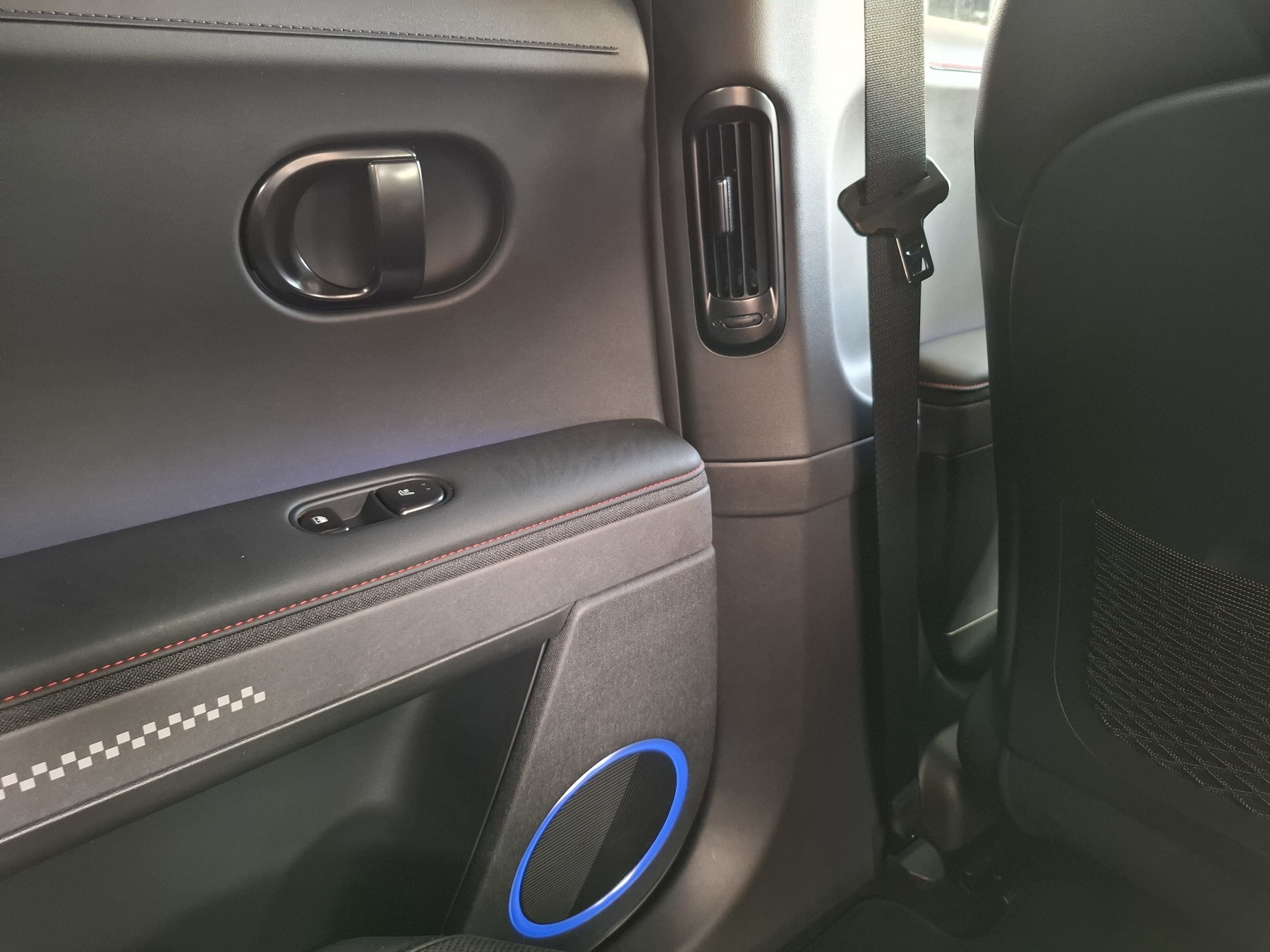 Bild 18 - Austral Evolution Mild Hybrid 160 Automatik