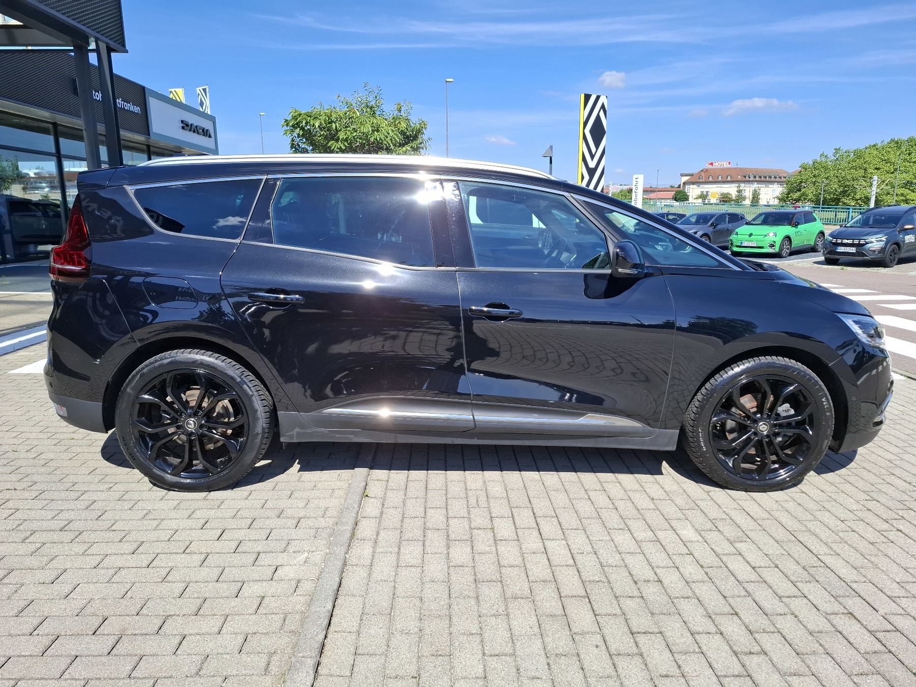 Bild 5 - Grand Scenic BLACK Edition TCe 160 EDC GPF