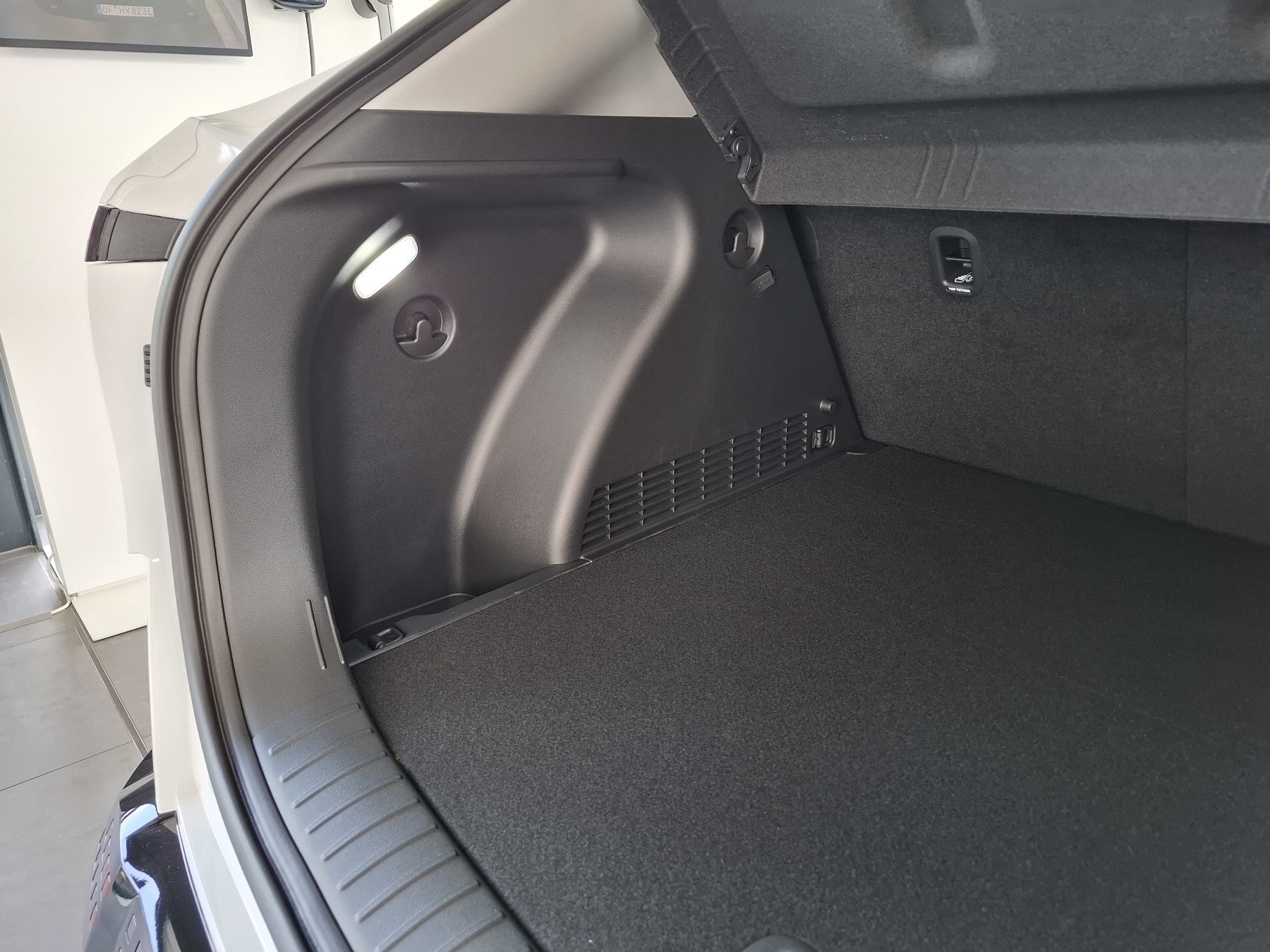Bild 12 - KONA Elektro SX2 EV 65kWh (204 PS) 2WD Trend
