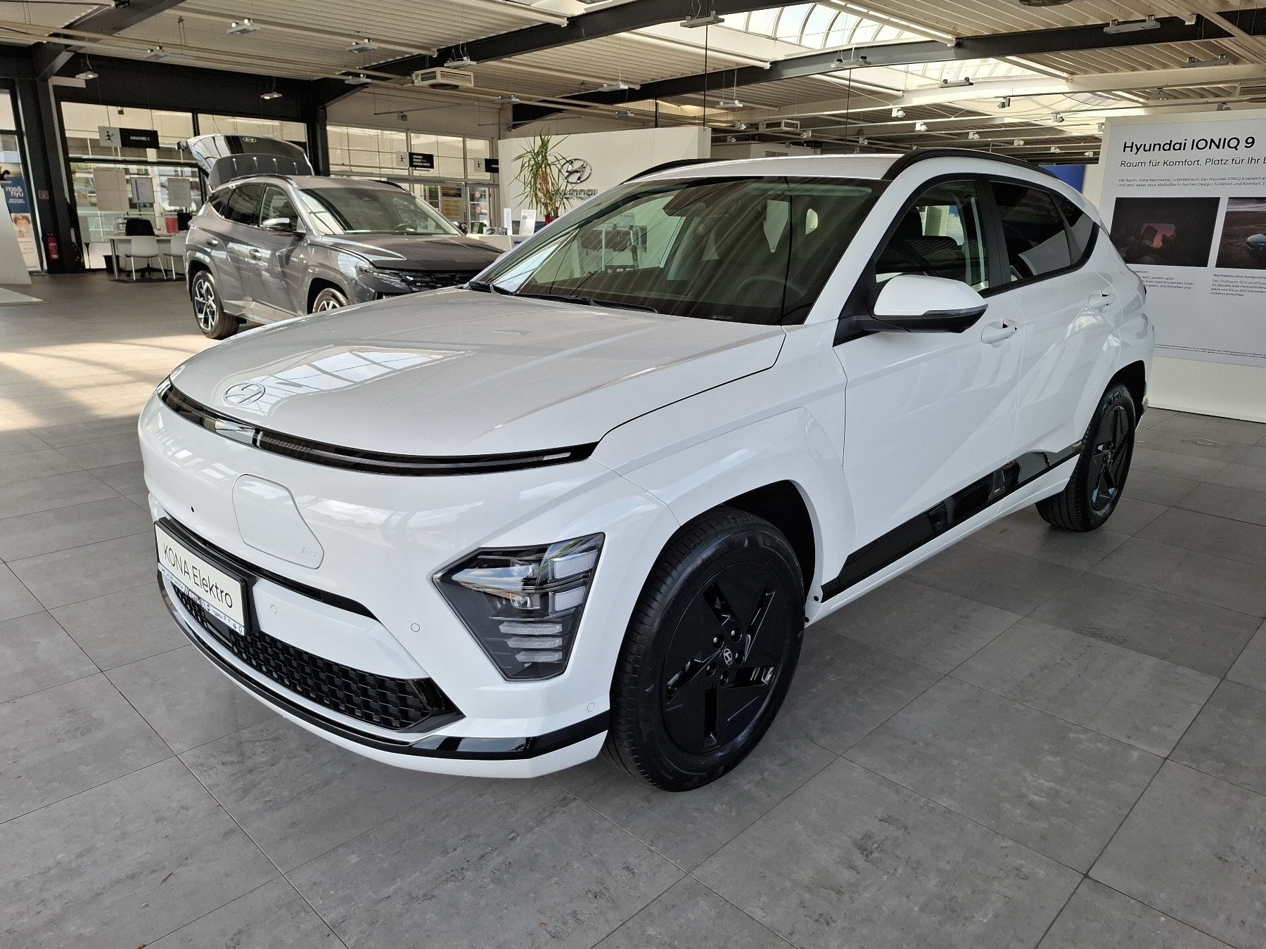 Bild 2 - KONA Elektro SX2 EV 65kWh (204 PS) 2WD Trend