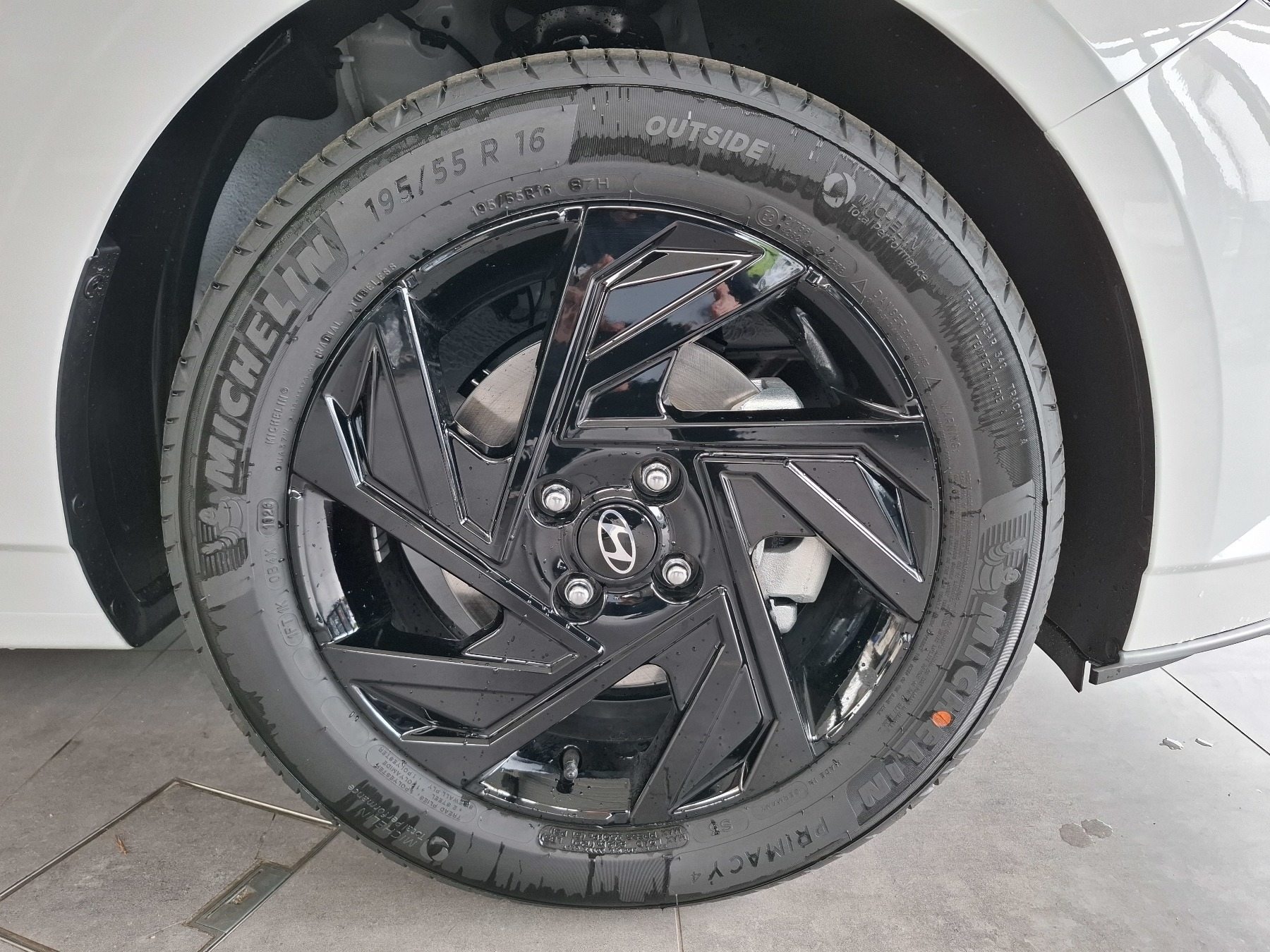 Bild 42 - i20 FL (MY26) 1.0 T-GDI (90 PS) 6-MT Blackline