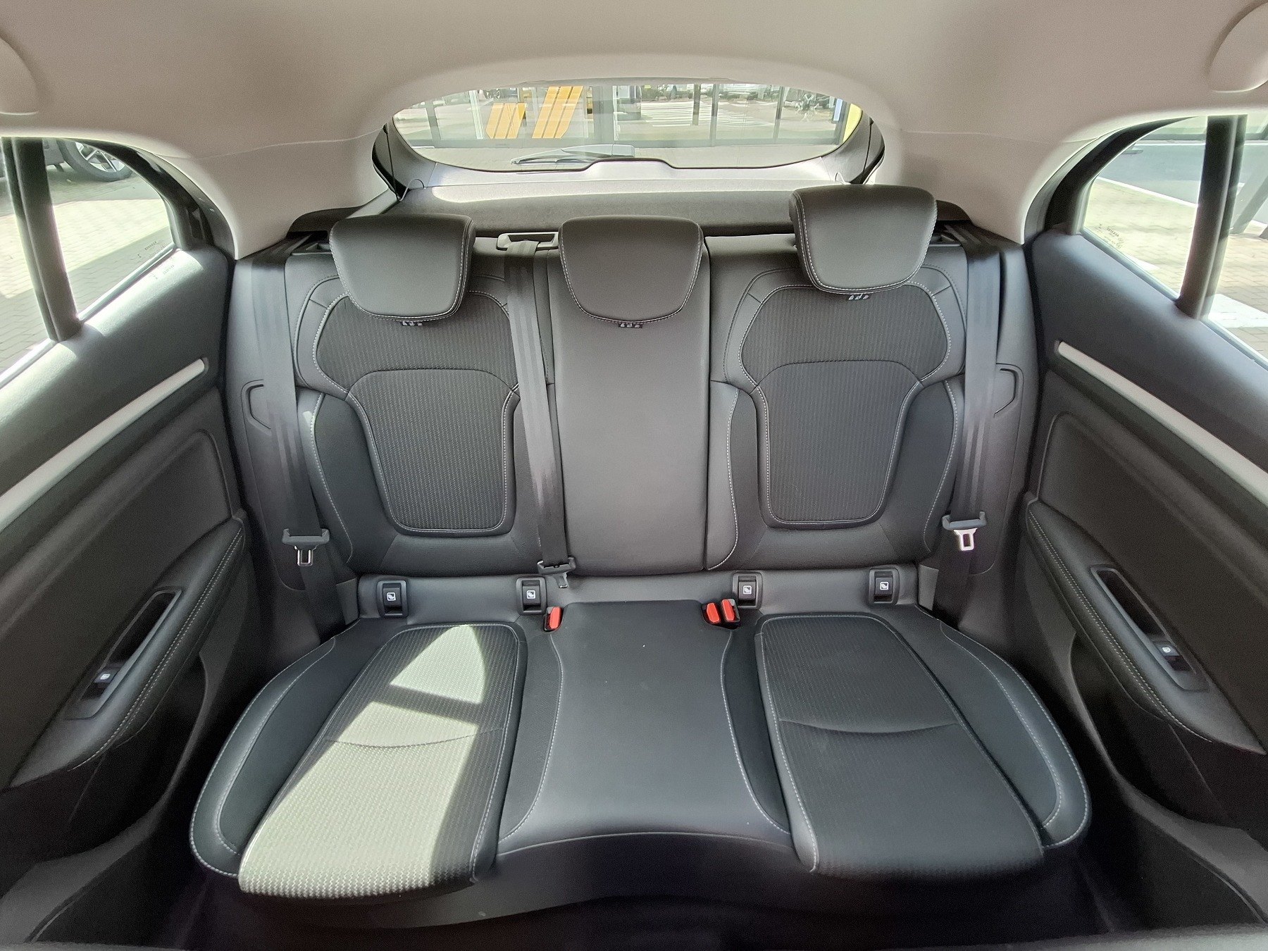 Bild 16 - Megane 5-Türer INTENS TCe 140 GPF